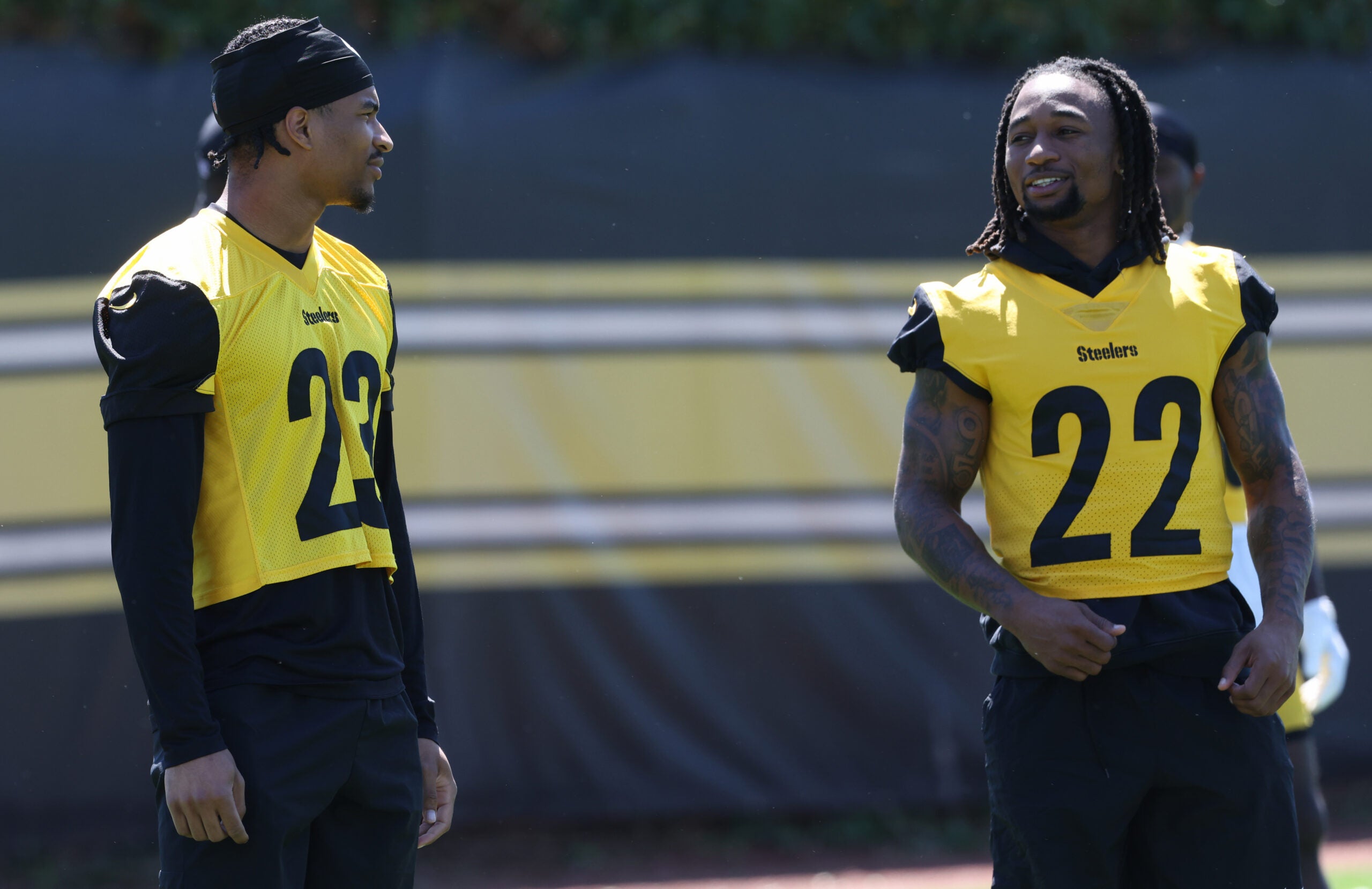 May 28, 2026; Pittsburgh, PA, USA; Pittsburgh Steelers cornerbacks Daylen Everette (23) and Asante Samuel Jr. (22) participate in OTA drills at the UPMC Rooney Sports Complex.