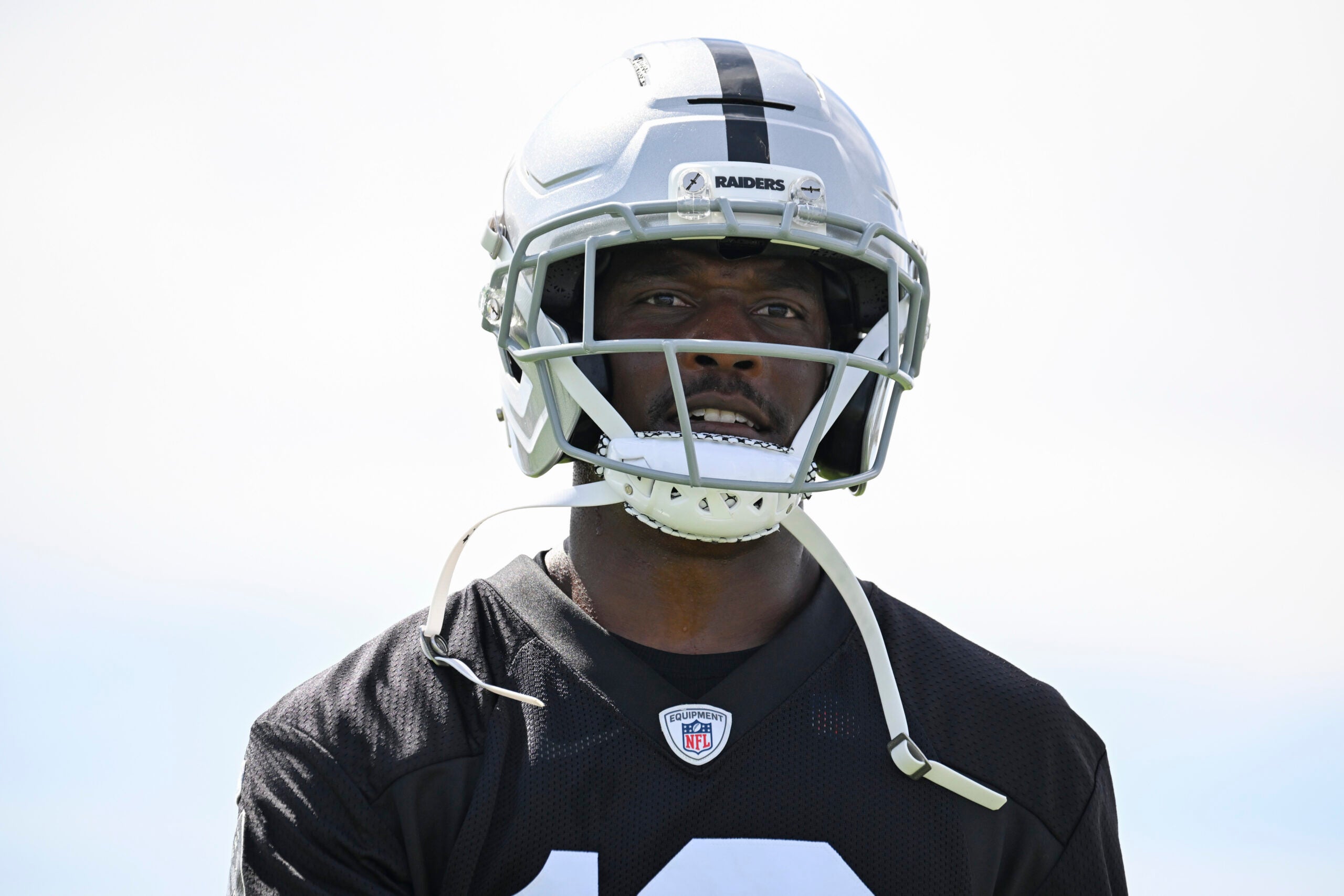 Las Vegas Raiders wide receiver Malik Benson rookie training camp punt return