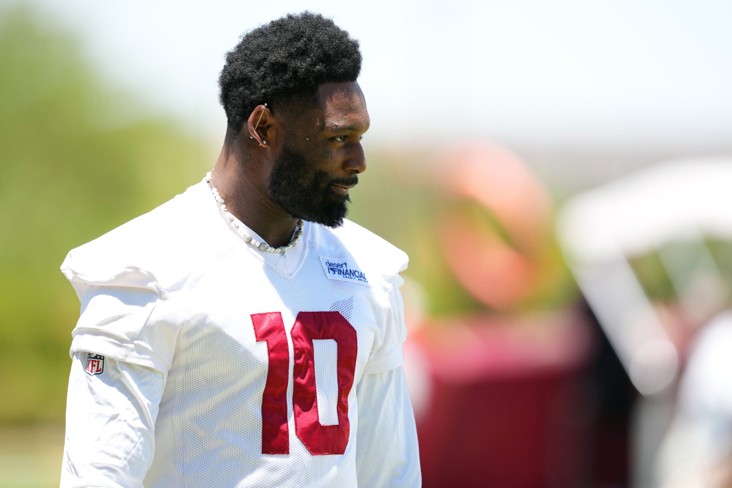 Jun 9, 2026; Tempe, AZ, USA; Arizona Cardinals 2025-2026 outside linebacker Josh Sweat (10) during minicamp at Arizona Cardinals Training Center.