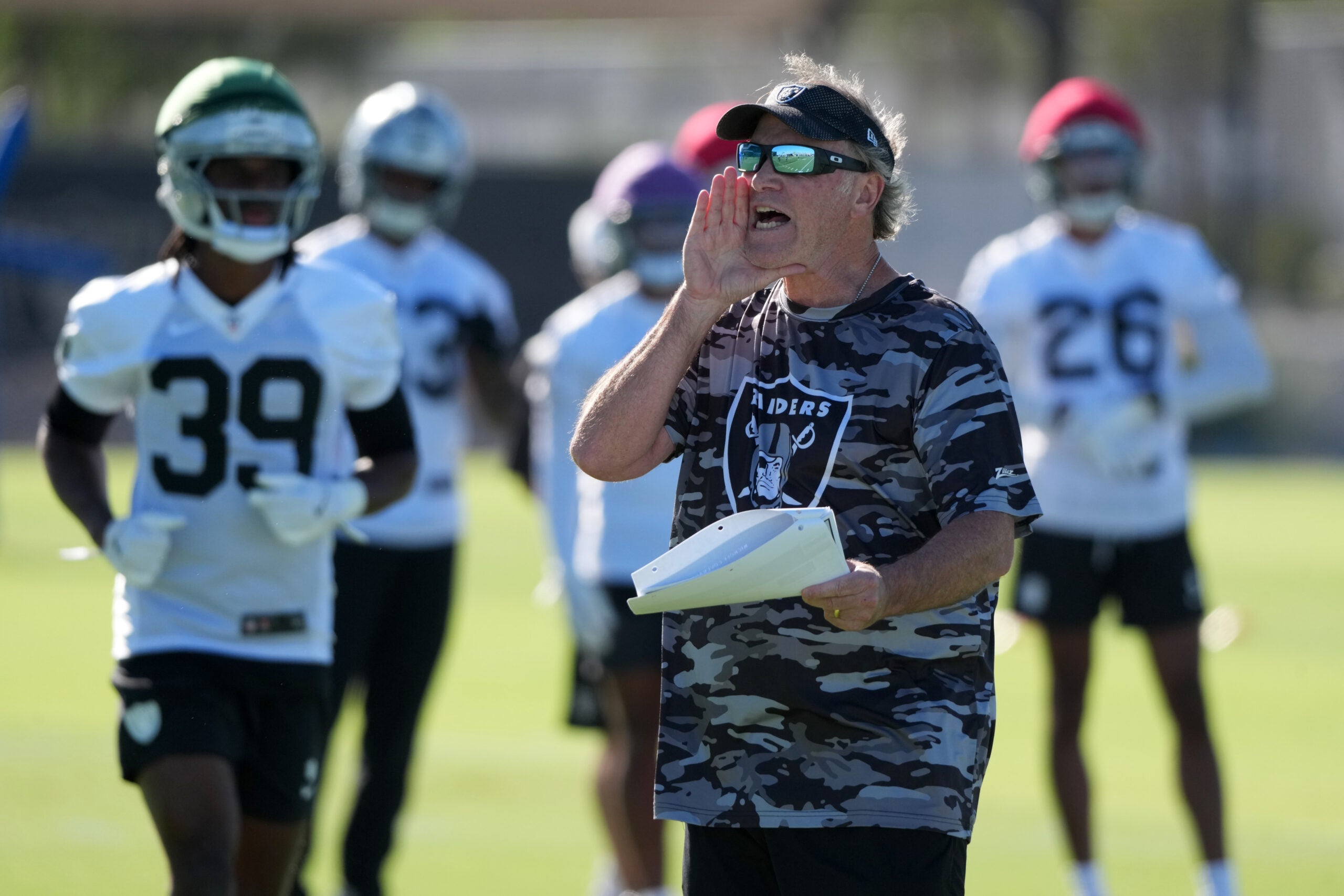 Las Vegas Raiders special teams coordinator Joe DeCamillis