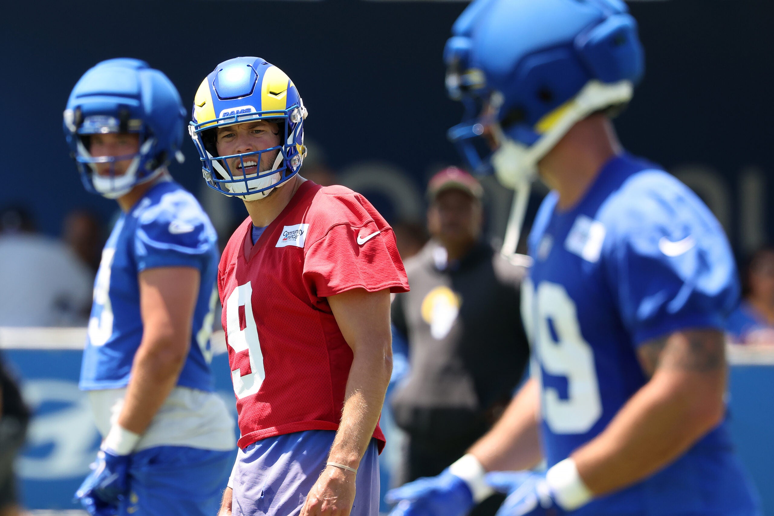 Jul 29, 2026; Los Angeles, CA, USA; Los Angeles Rams quarterback Matthew Stafford (9) communicates with tight end Tyler Higbee (89) during training camp at Loyola Marymount University.