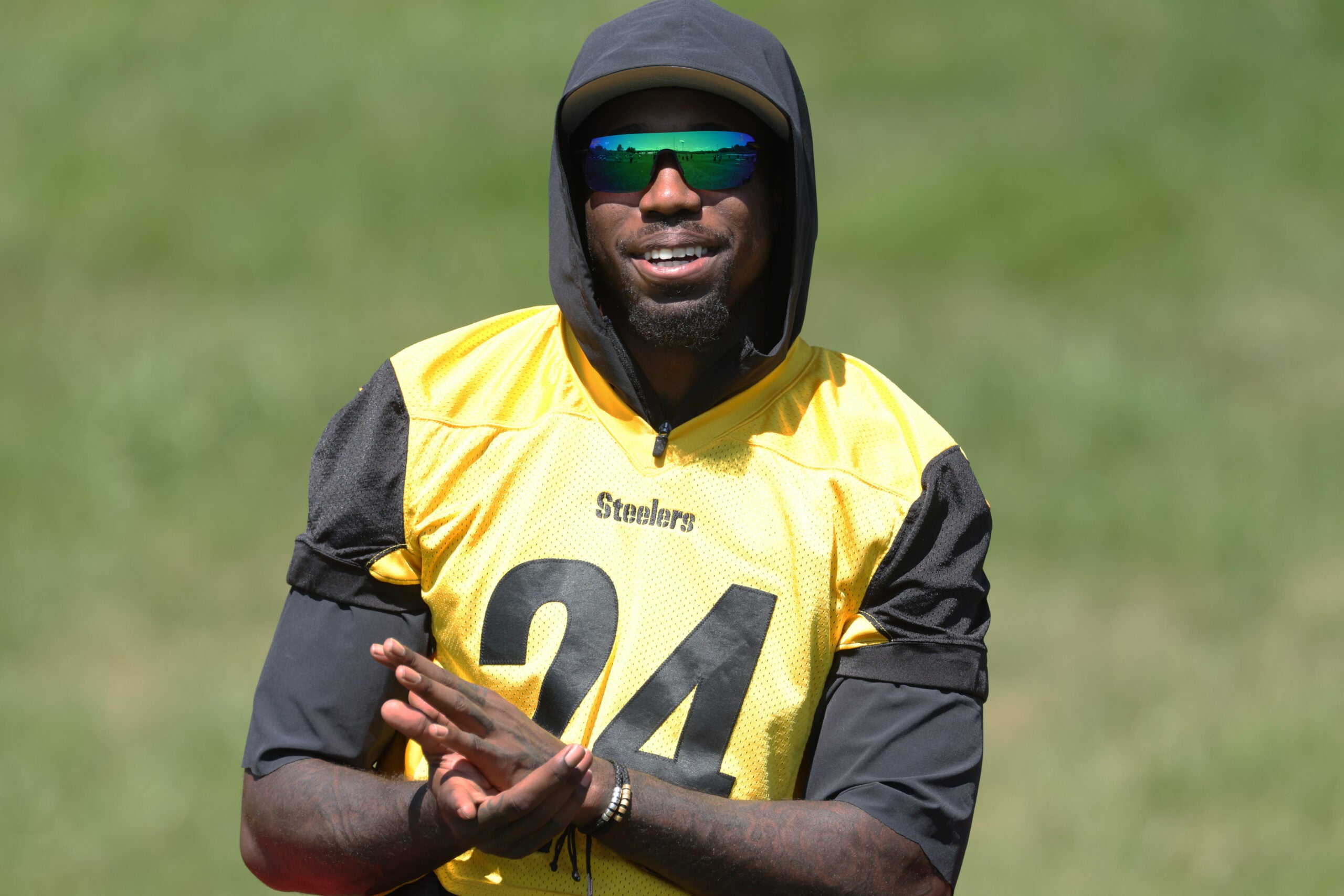 Jul 30, 2026; Latrobe, PA, USA; Pittsburgh Steelers cornerback Joey Porter Jr. (24) observes training camp drills at Saint Vincent College.