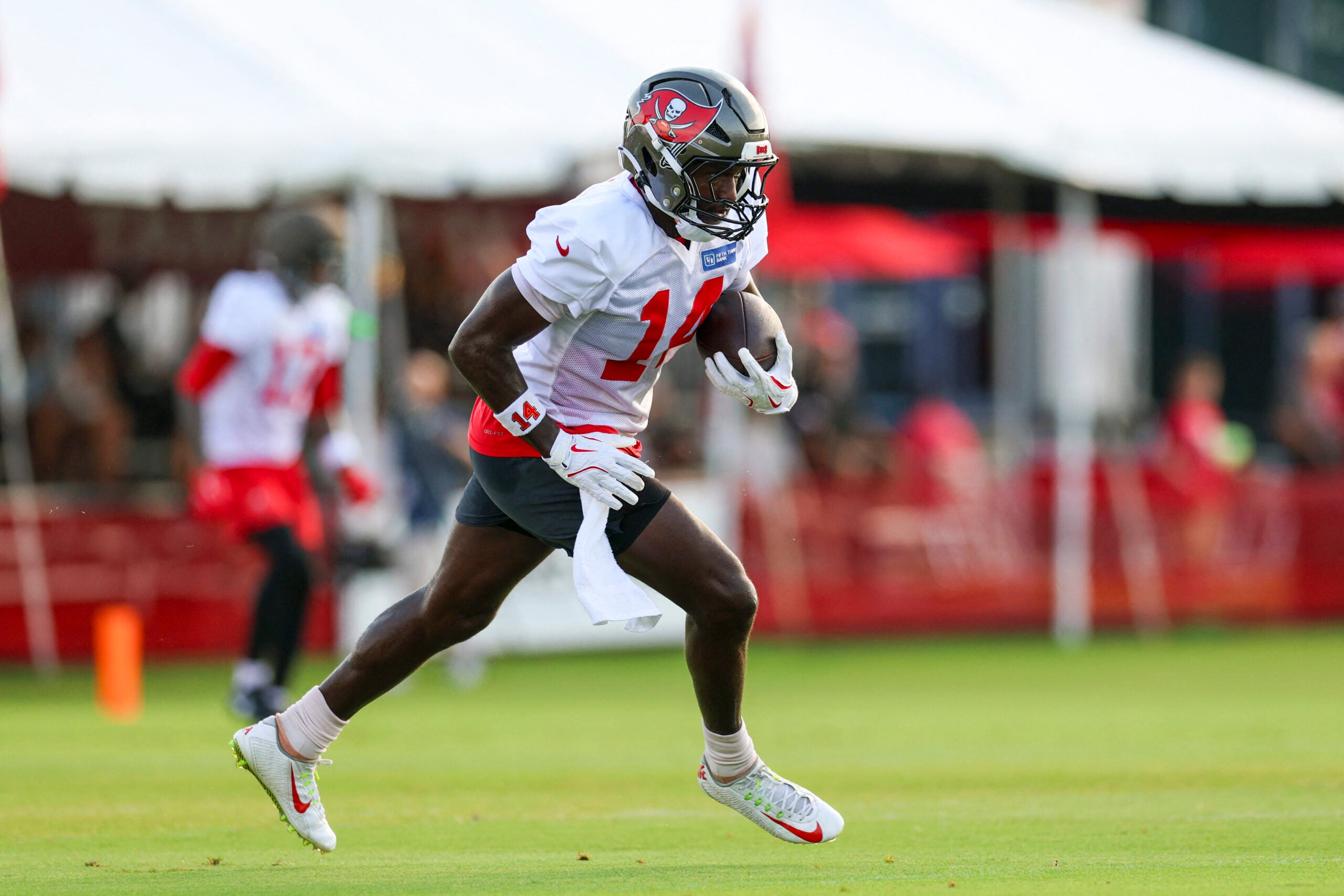 There are several Buccaneers players under pressure heading to New York to take on the Jets.