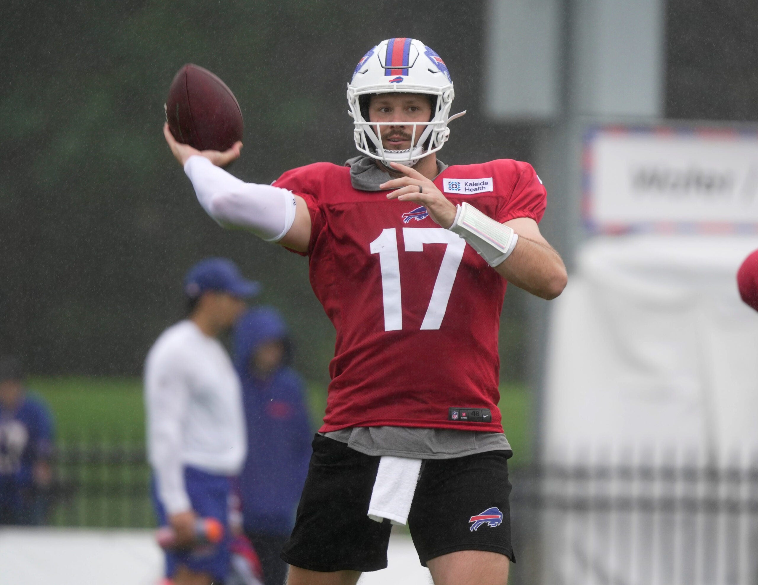 Josh Allen lost out to Patrick Mahomes in a recent QB rankings exercise.