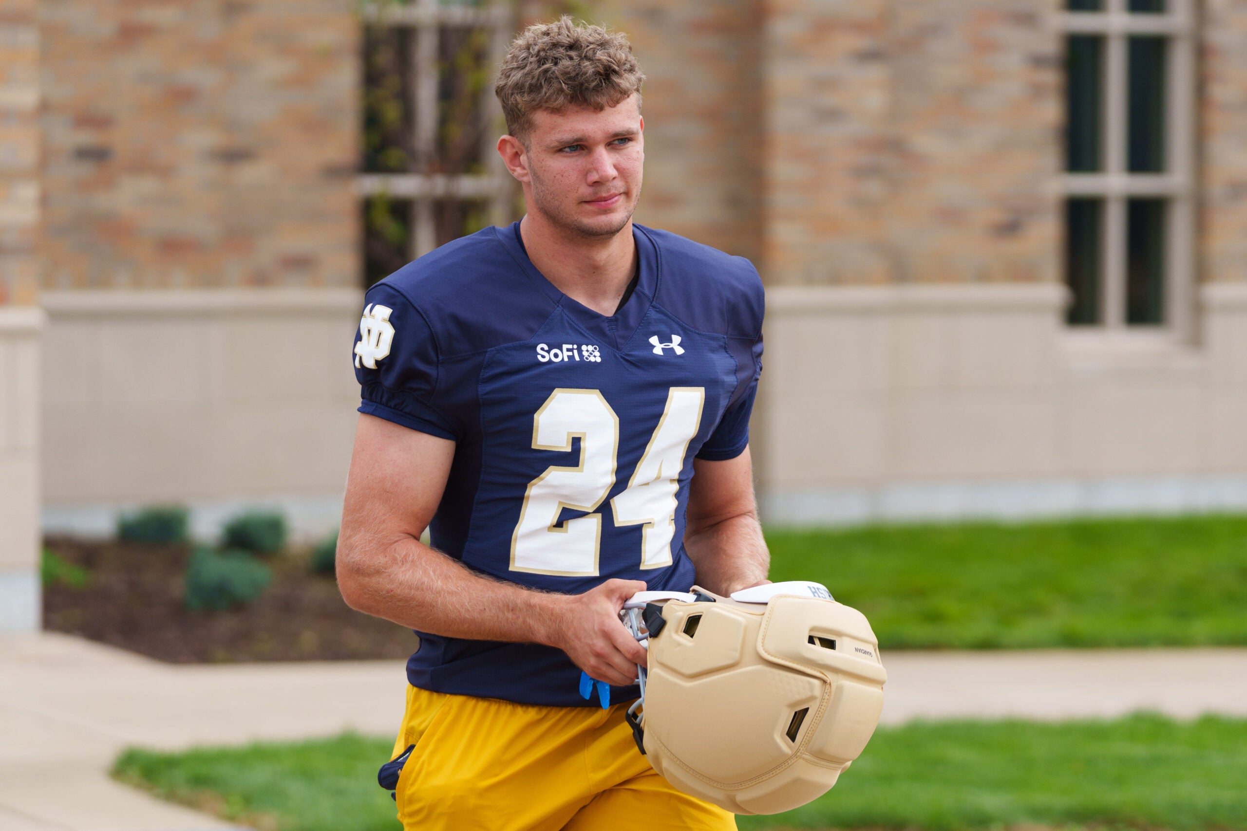 Tight end Ian Premer walks to a Notre Dame football practice at Irish Athletic Center on Thursday, Aug. 6, 2026, in South Bend.