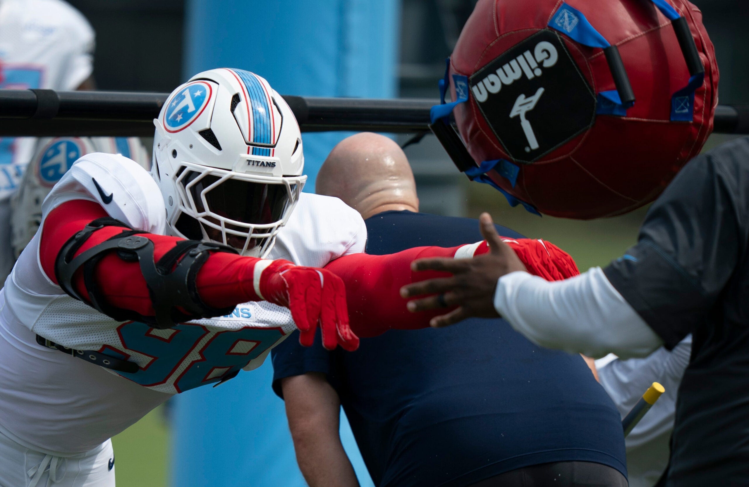 Big Jeff and the Titans defensive line are set up for big things in 2026.