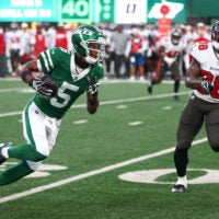 Jets offensive coordinator Frank Reich reinforces that he will lean on Garrett Wilson and Breece Hall in 2026.