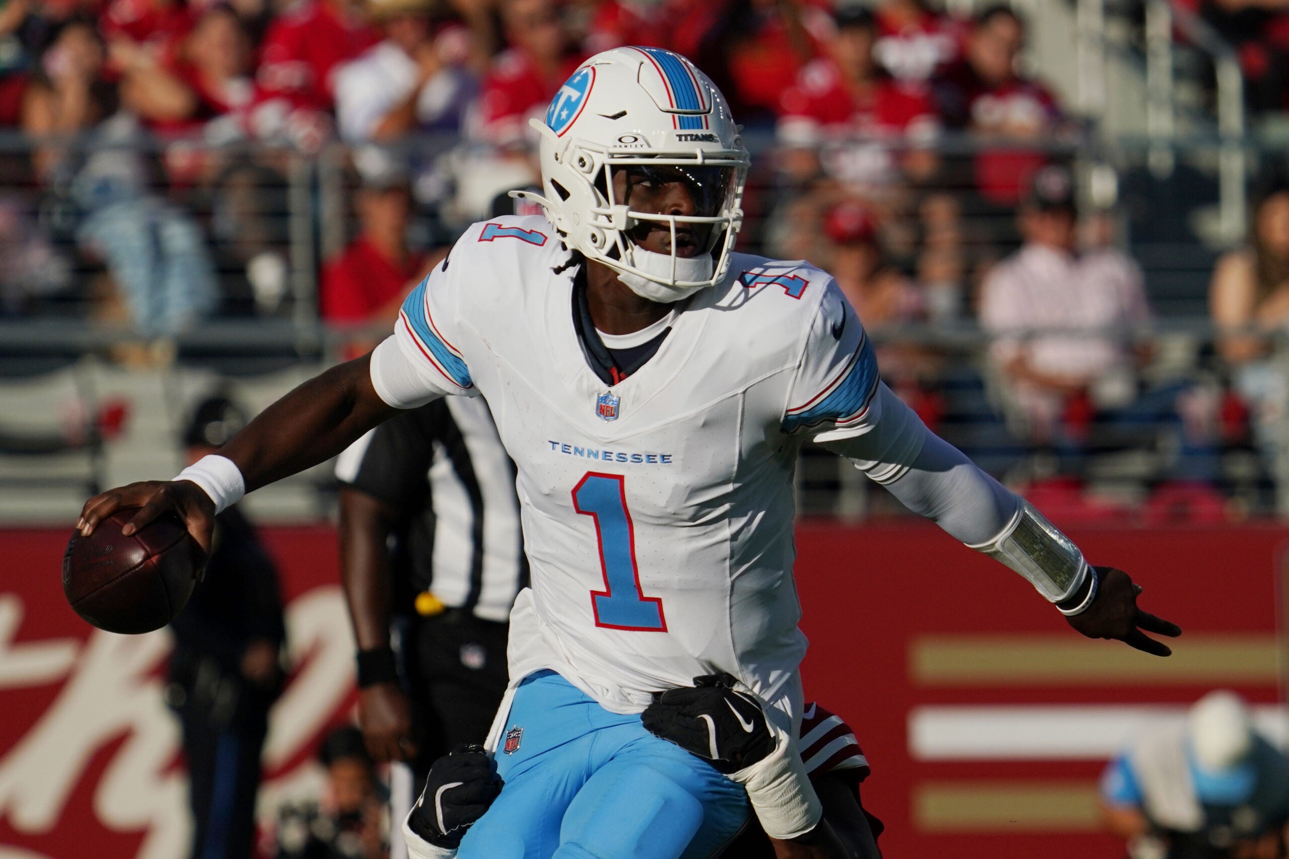 Titans QB Cam Ward needs to have a better day against the Seahawks in joint practice.