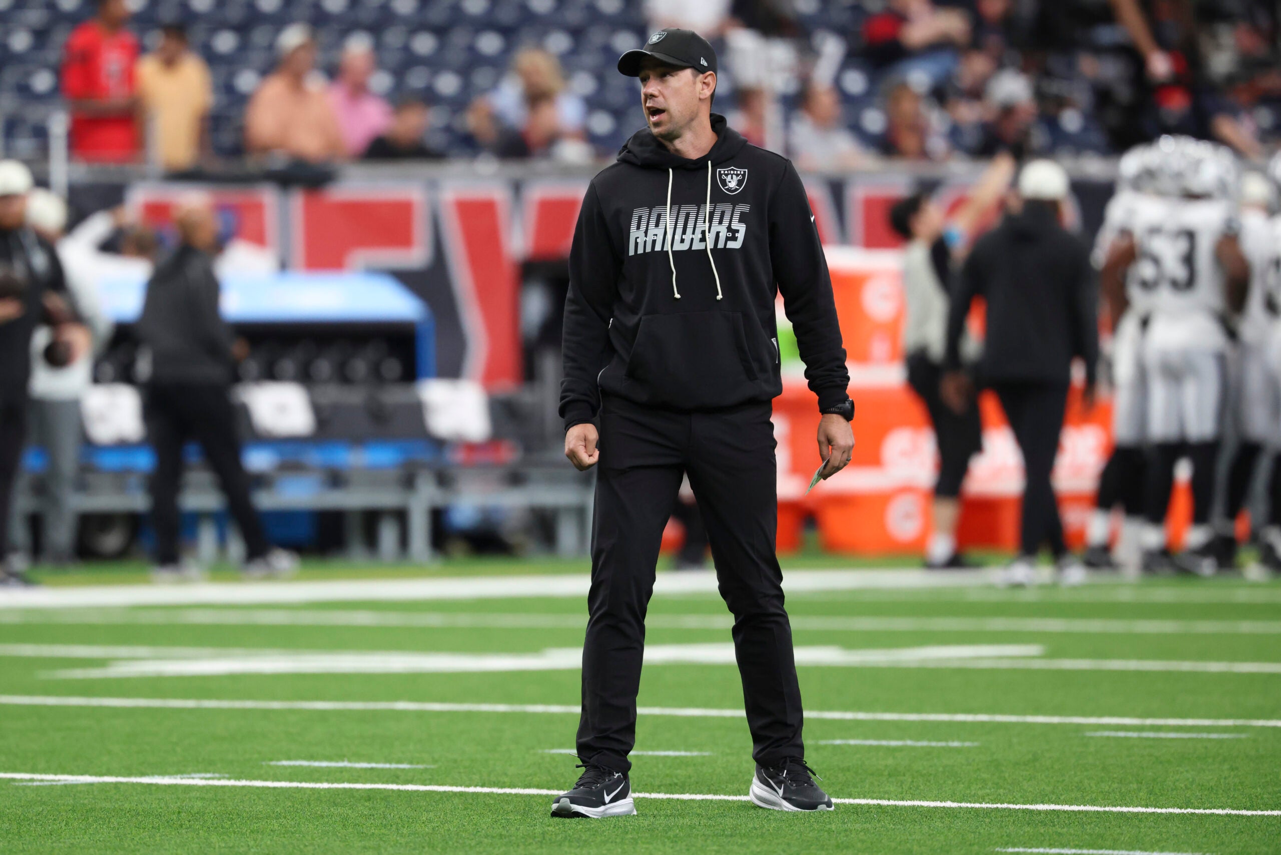 Las Vegas Raiders head coach Klint Kubiak wide receiver room
