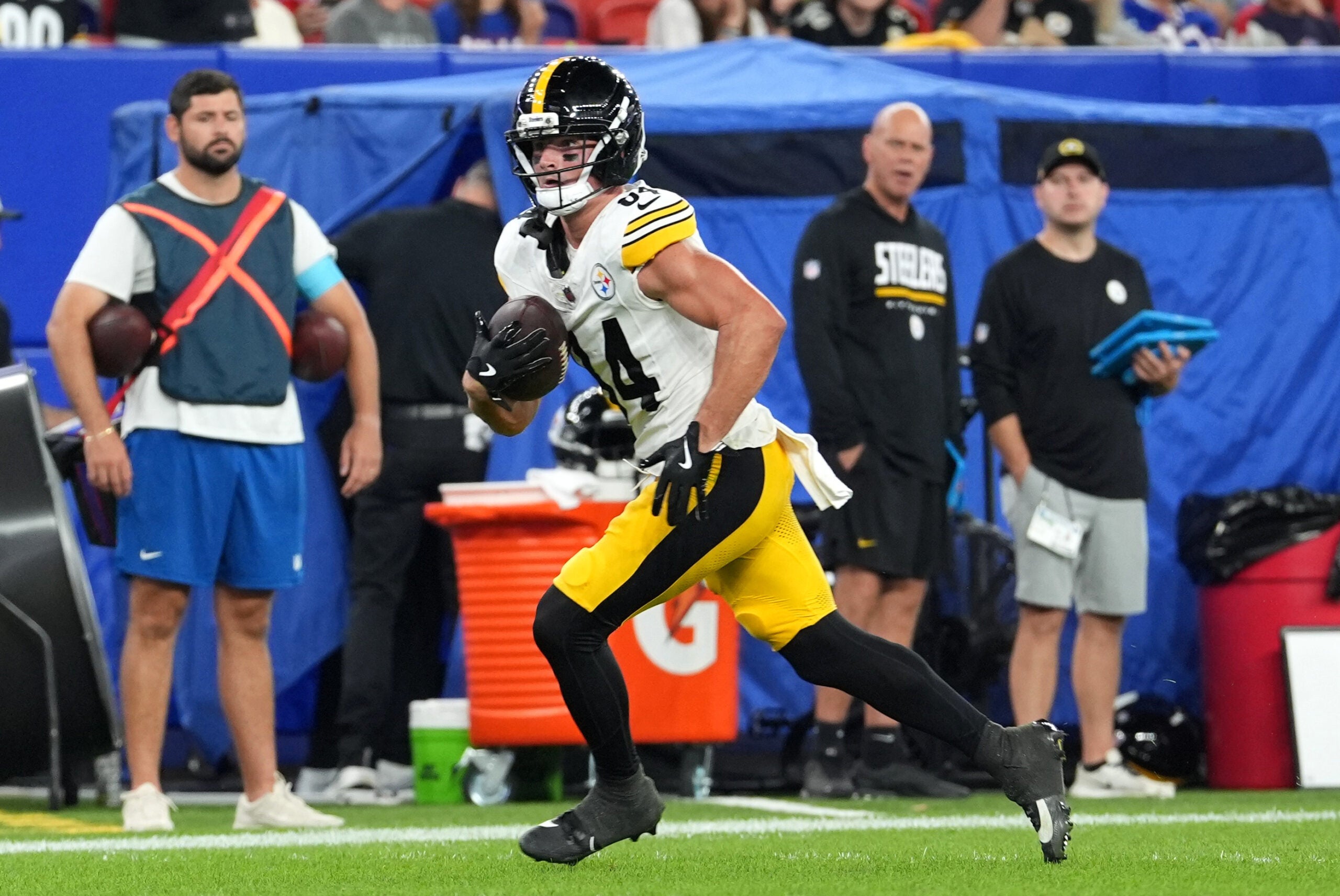 Aug 27, 2026; Orchard Park, New York, USA; Pittsburgh Steelers running back Max Hurleman (84) carries the ball against the Buffalo Bills during the second half at New Highmark Stadium.