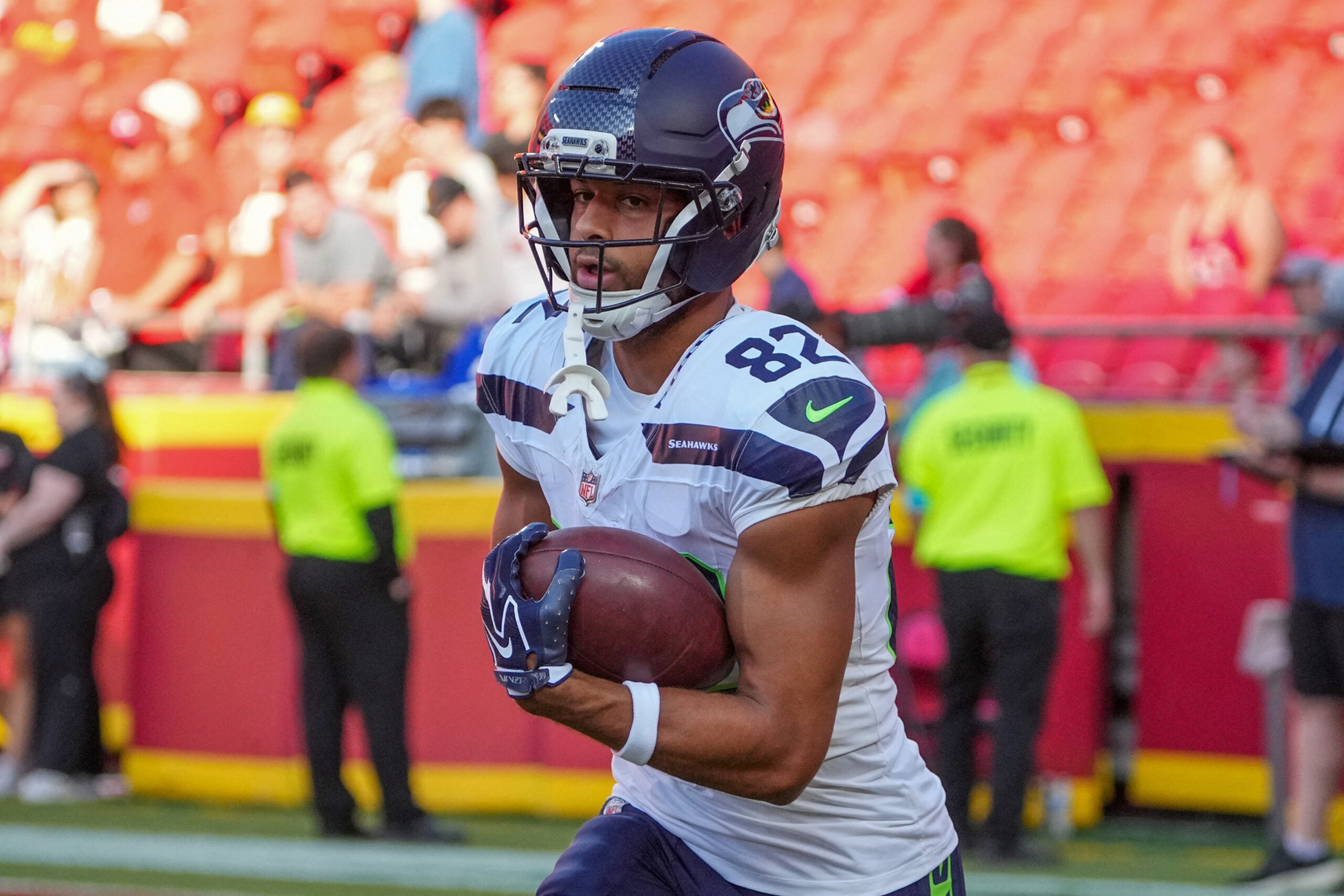 Las Vegas Raiders sign wide receiver Cody White wr dont'e Thornton Jr.