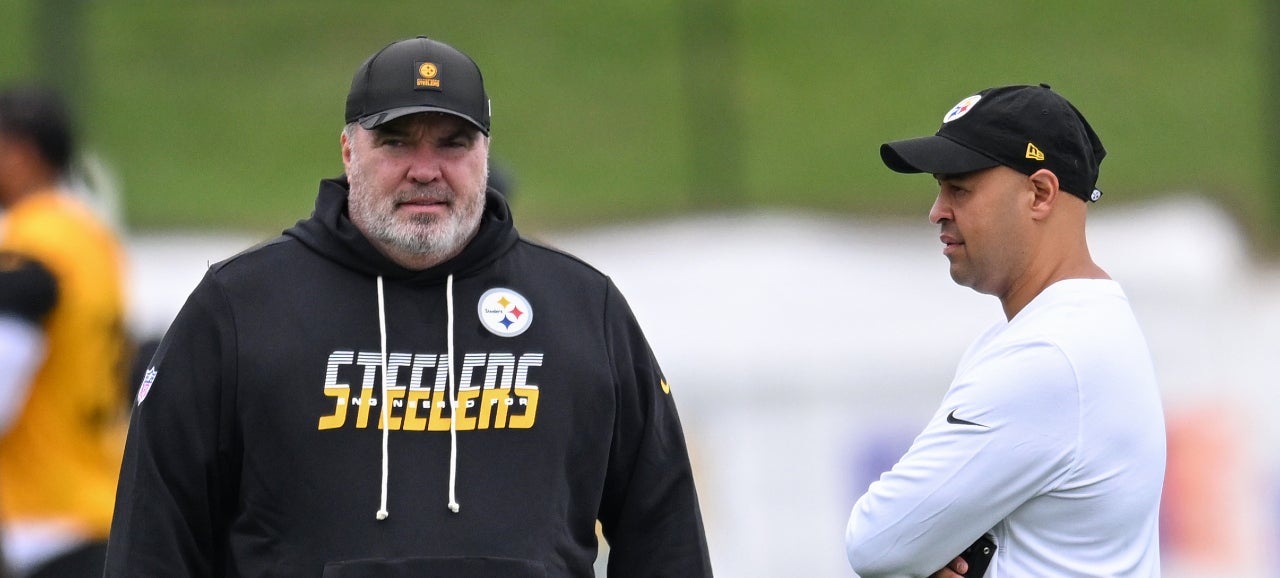 Jul 29, 2026; Latrobe, PA, USA; Pittsburgh Steelers head coach Mike McCarthy talks with Steelers General manager Omar Khan during a practice session at Saint Vincent College.