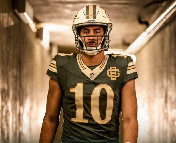 NFL and Nike revealed the new Packers rivalry uniforms.
