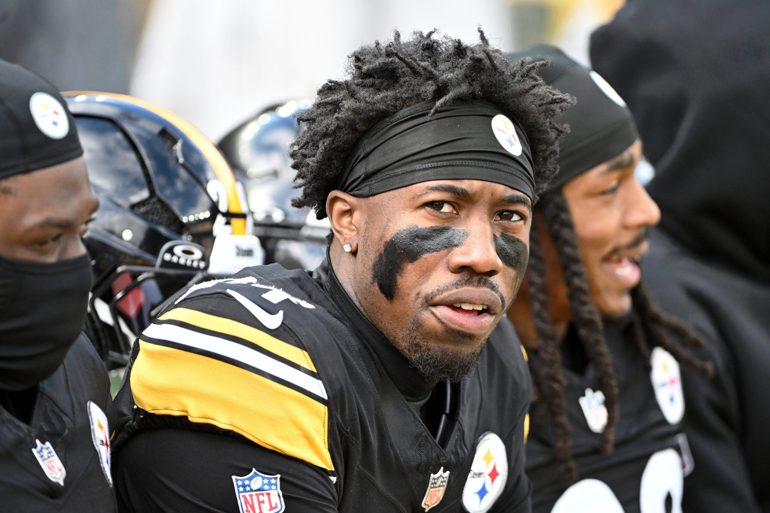 Nov 16, 2025; Pittsburgh, Pennsylvania, USA; Pittsburgh Steelers cornerback Joey Porter Jr. (24) looks on from the bench before the game against the Cincinnati Bengals at Acrisure Stadium.