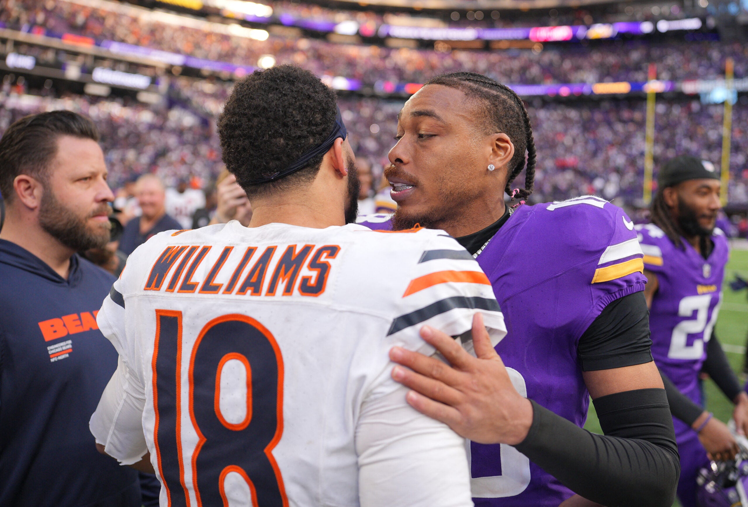 2025-11-16T211056Z_1120019168_MT1USATODAY27606463_RTRMADP_3_NFL-CHICAGO-BEARS-AT-MINNESOTA-VIKINGS-scaled.jpg