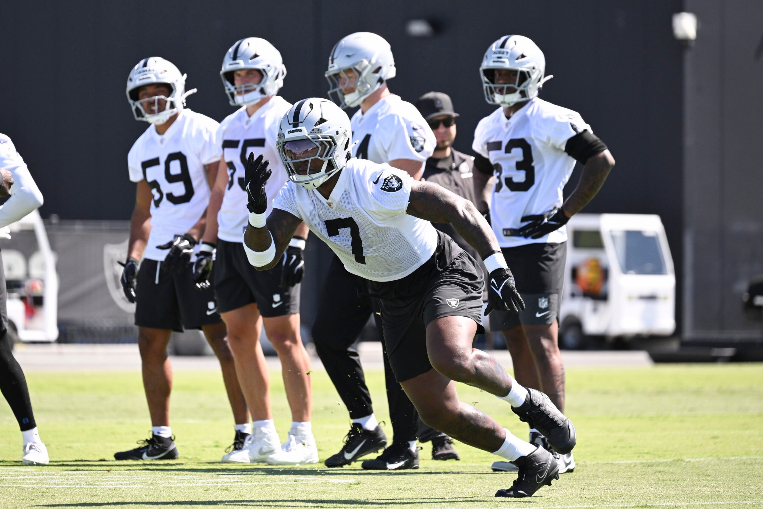Las Vegas Raiders Quay Walker Jalen Nailor cap space salary cap moves