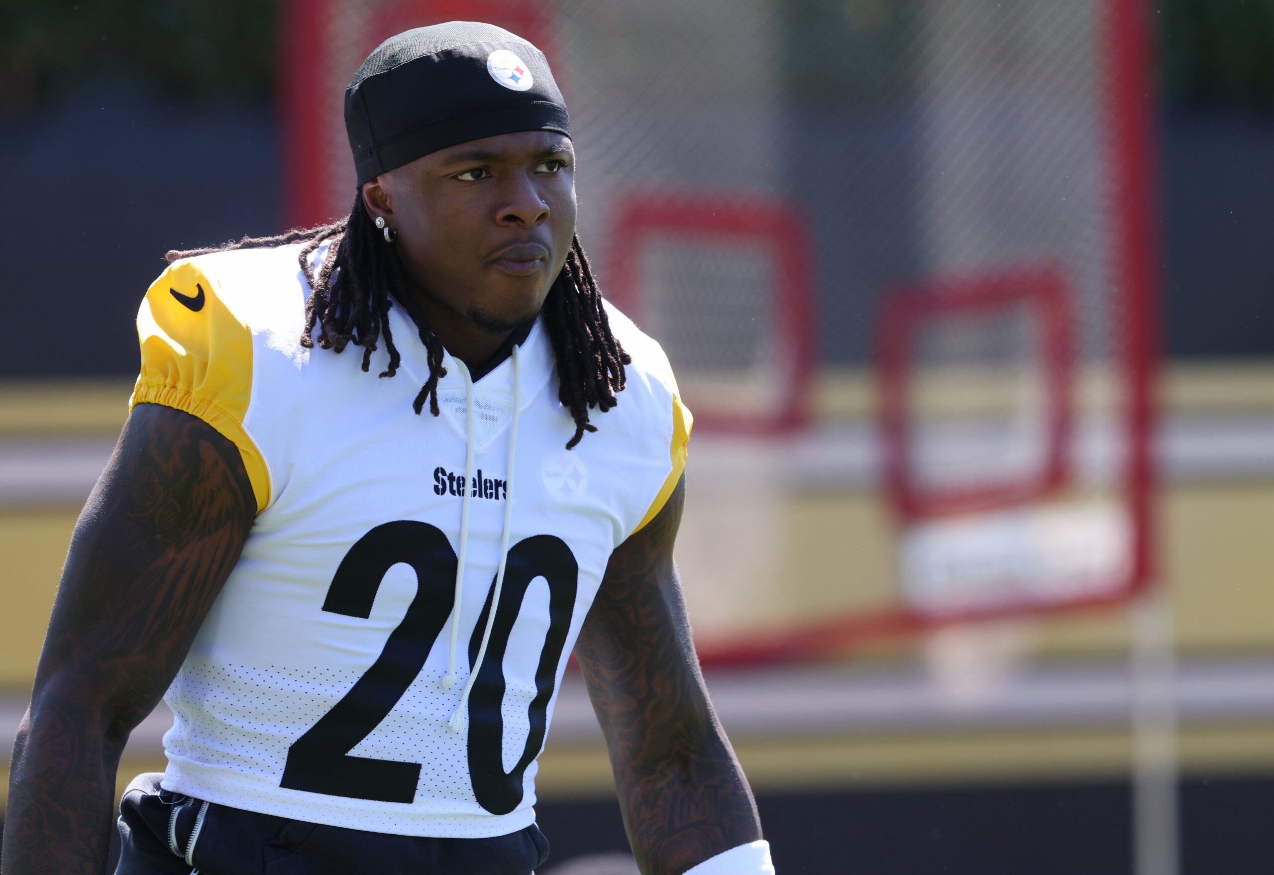 May 28, 2026; Pittsburgh, PA, USA; Pittsburgh Steelers running back Kaleb Johnson (20) participates in OTA drills at the UPMC Rooney Sports Complex.