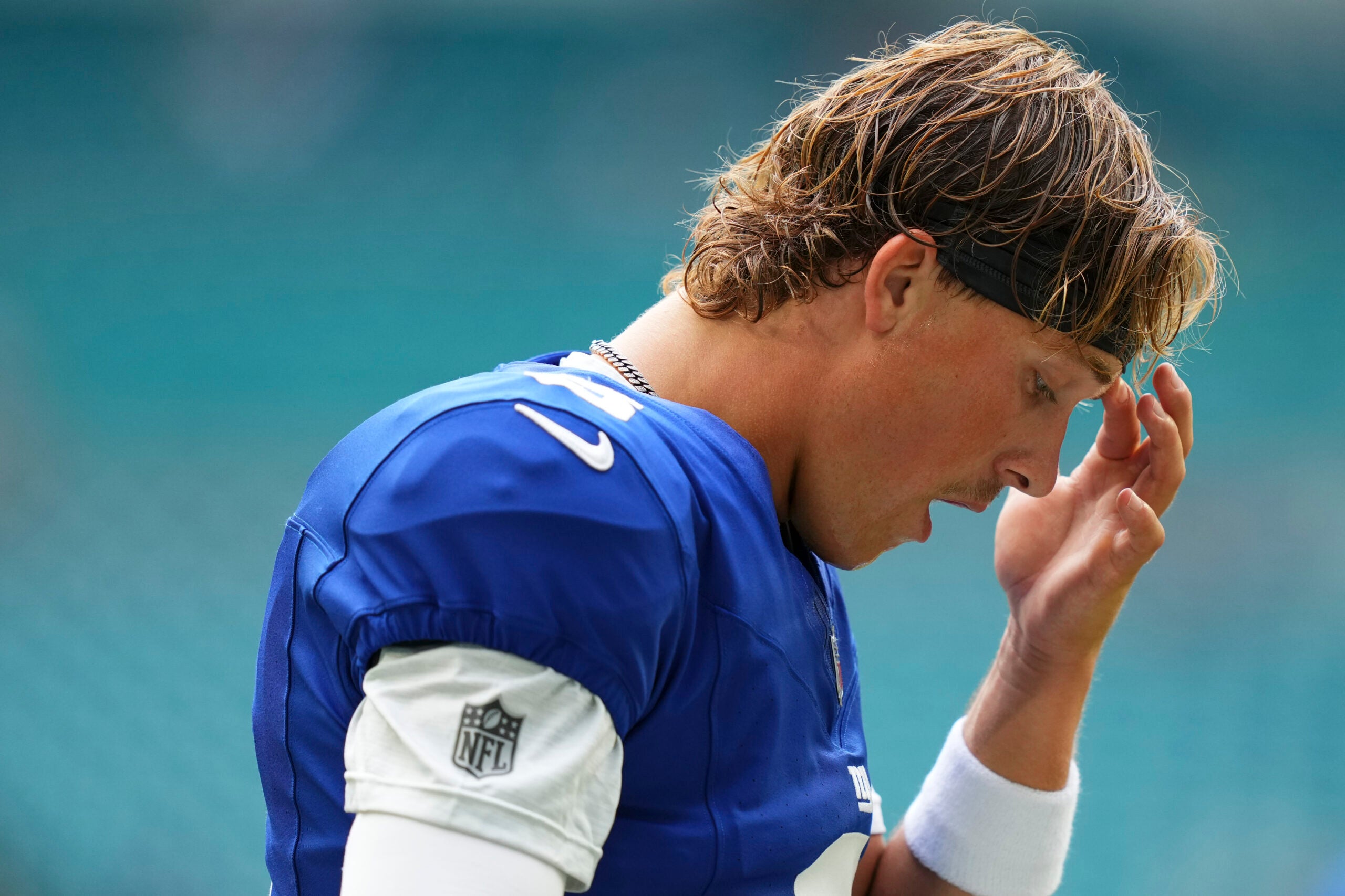 Aug 22, 2026; Miami Gardens, Florida, USA; New York Giants quarterback Jaxson Dart (6) warms up prior to a preseason game against the Miami Dolphins at Hard Rock Stadium.