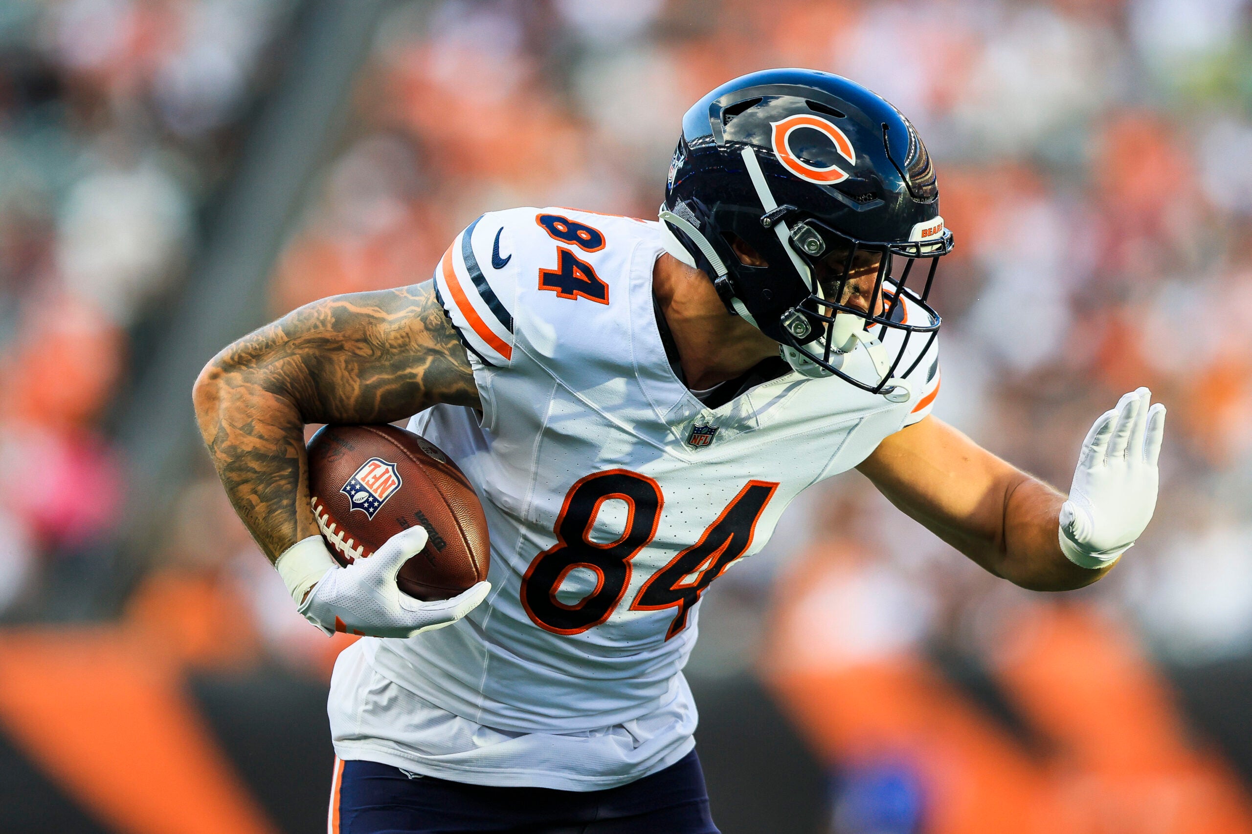 Aug 22, 2026; Cincinnati, Ohio, USA; Chicago Bears tight end Colston Loveland (84) runs with the ball against the Cincinnati Bengals in the first half at Paycor Stadium.