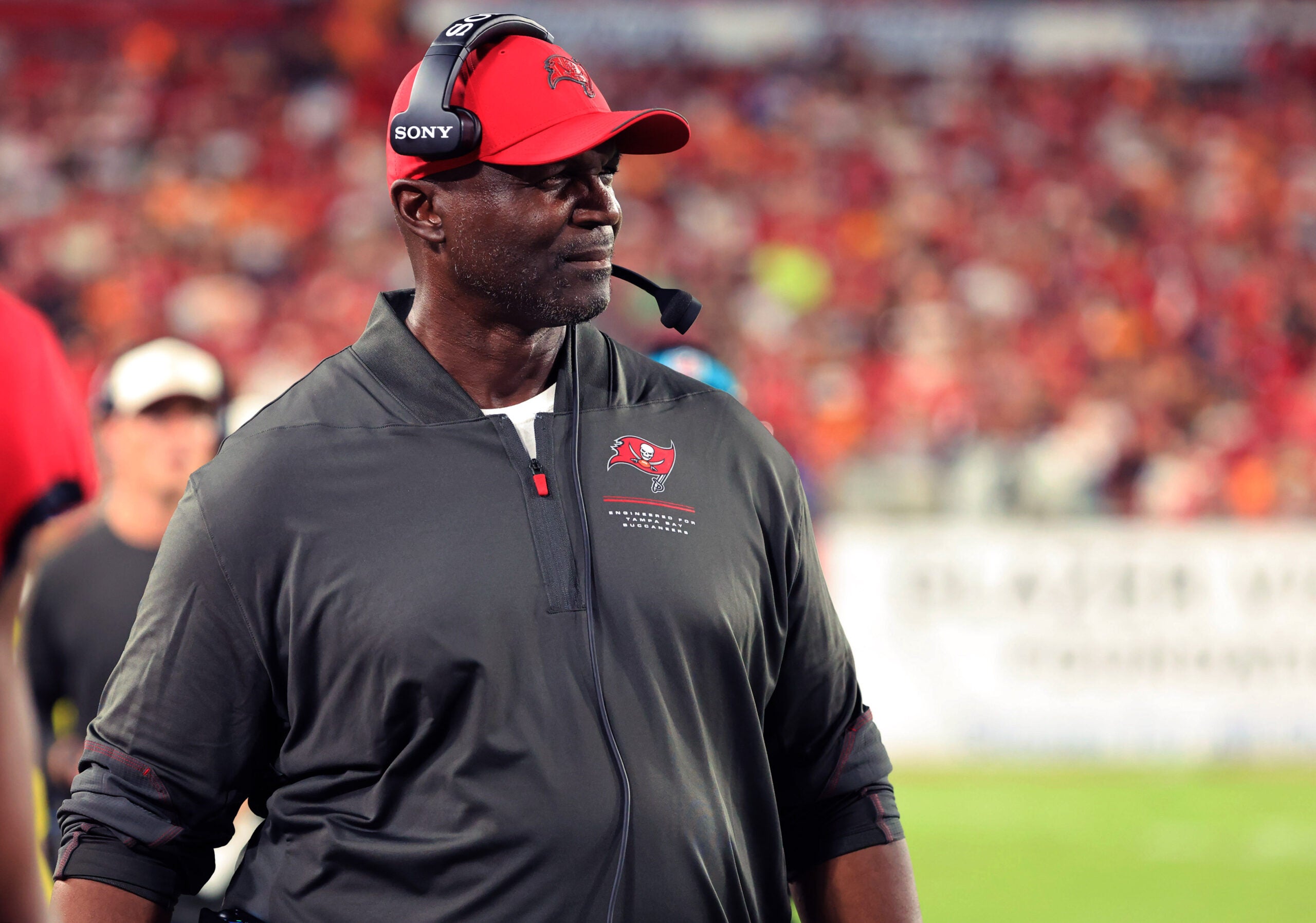 2026-08-23T014056Z_1132418623_MT1USATODAY29646612_RTRMADP_3_NFL-KANSAS-CITY-CHIEFS-AT-TAMPA-BAY-BUCCANEERS-scaled.jpg
