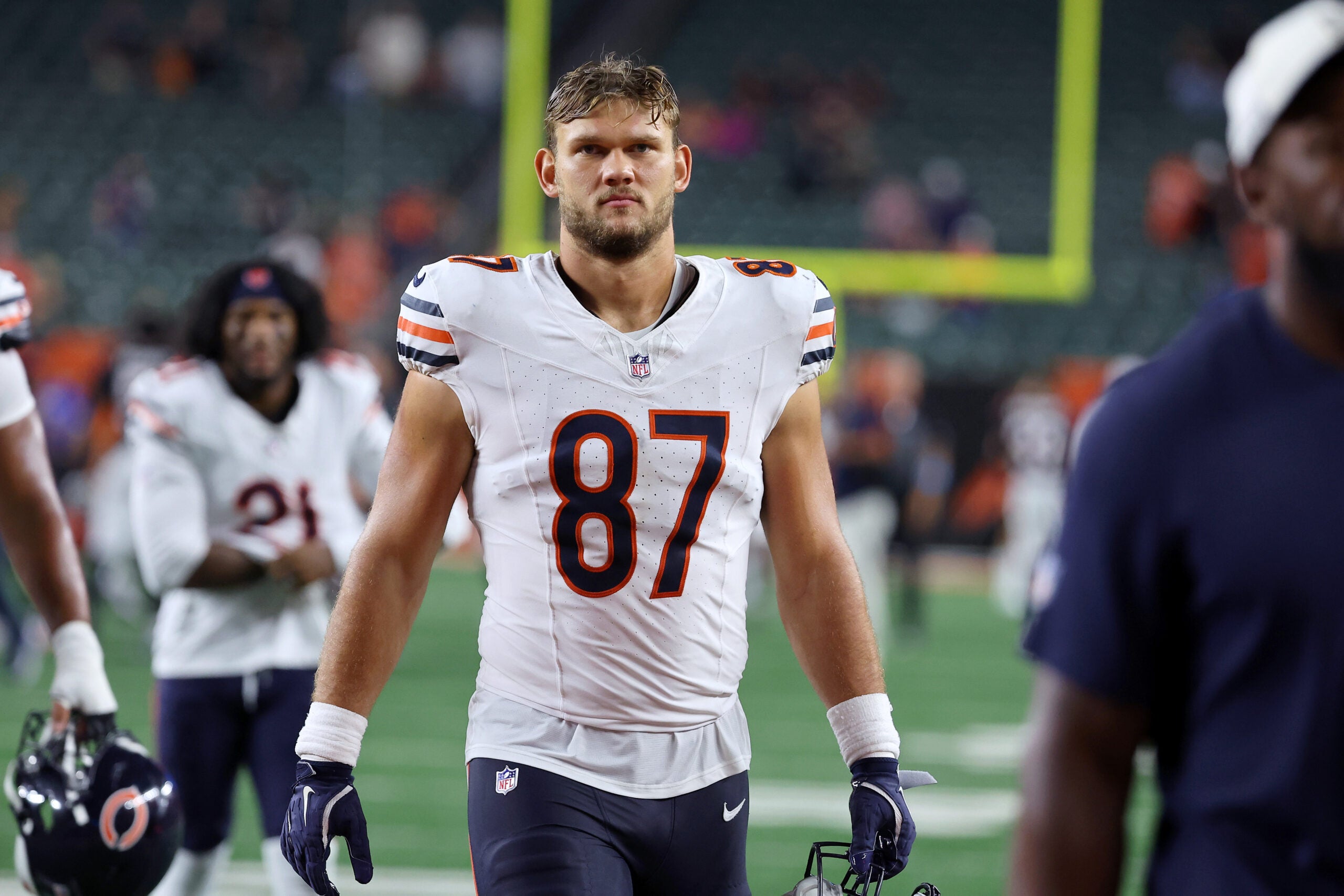 2026-08-23T023936Z_660671782_MT1USATODAY29647163_RTRMADP_3_NFL-CHICAGO-BEARS-AT-CINCINNATI-BENGALS-scaled.jpg