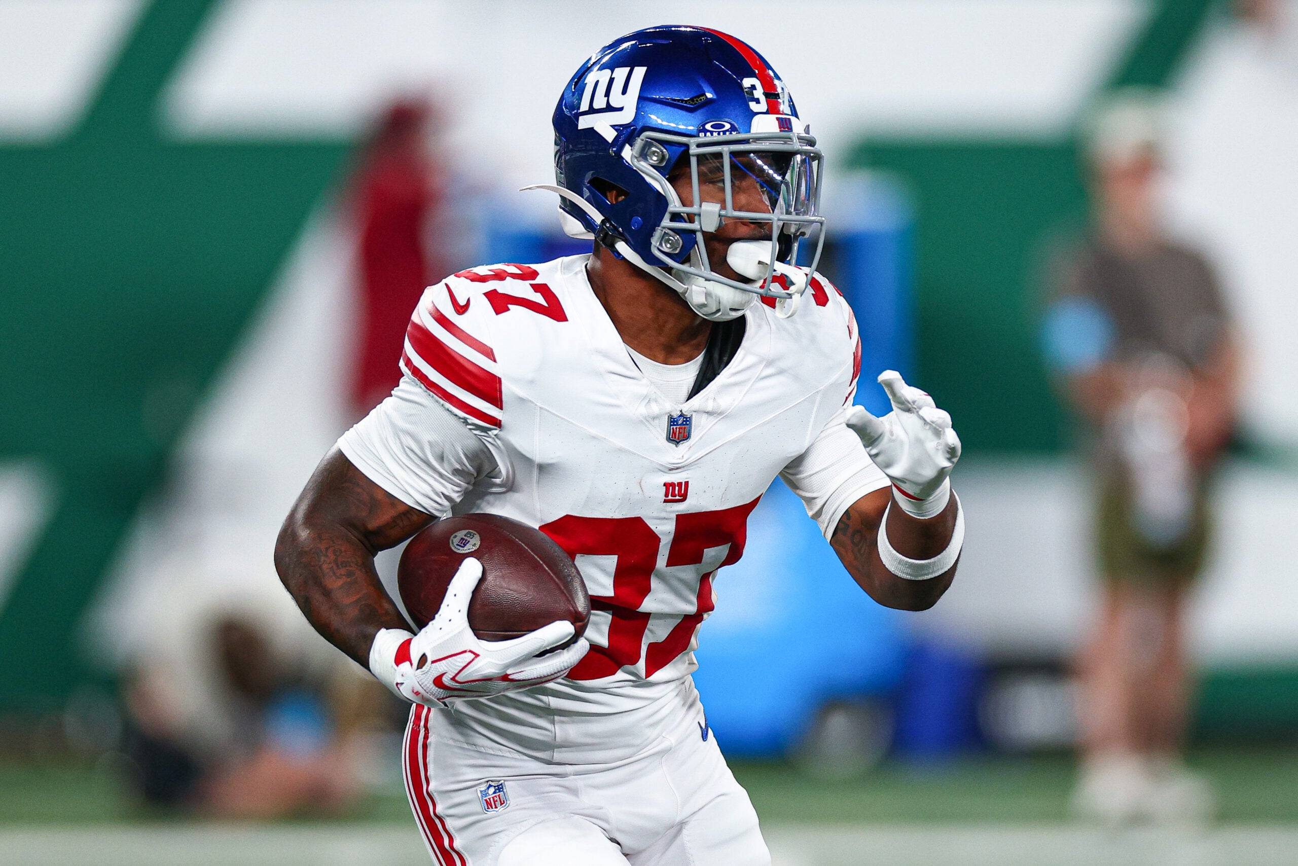 Aug 28, 2026; East Rutherford, New Jersey, USA; New York Giants running back Damon Bankston (37) carries the ball during the second half against the New York Jets at MetLife Stadium.