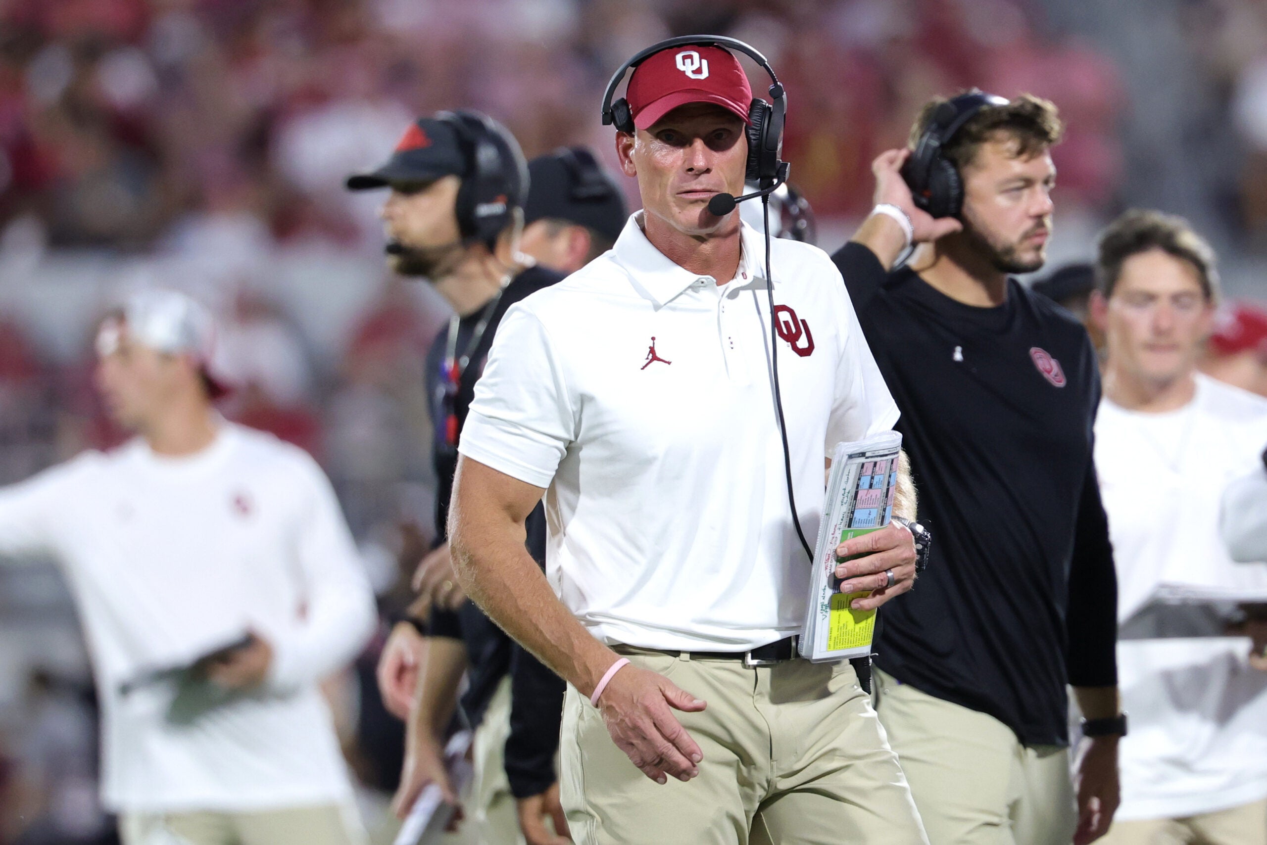 Oklahoma Sooners head coach Brent Venables UTEP