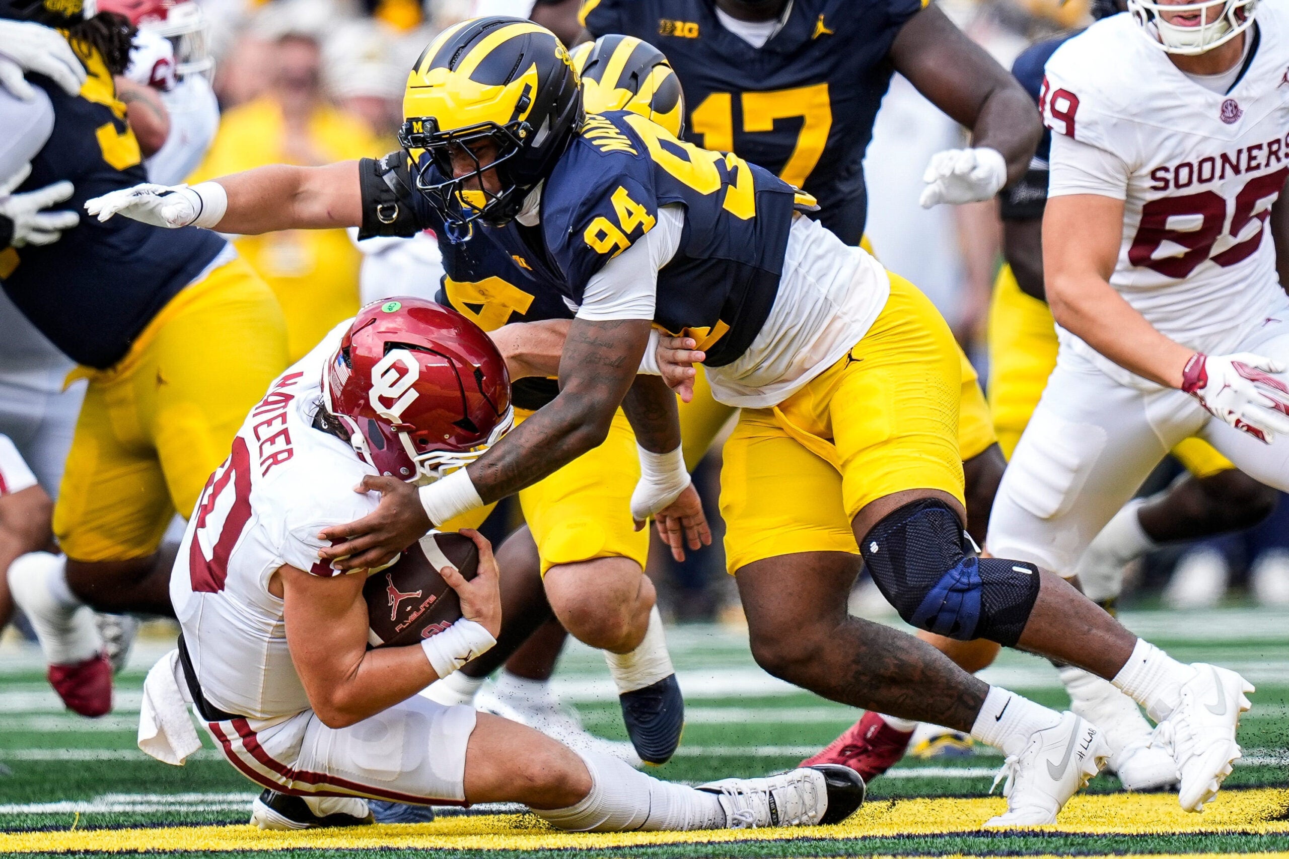 Oklahoma Sooners quarterback John Mateer Michigan