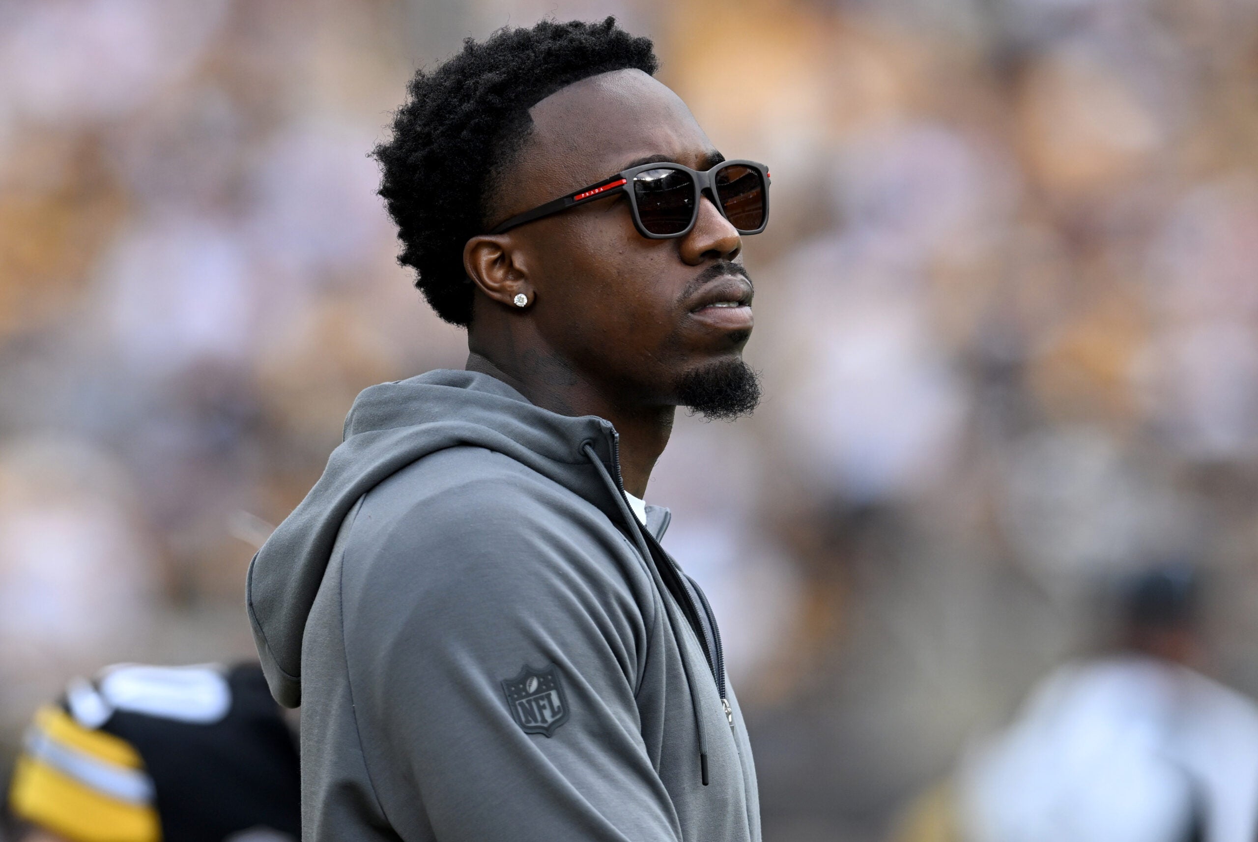 Sep 13, 2026; Pittsburgh, Pennsylvania, USA; Pittsburgh Steelers cornerback Joey Porter Jr. (24) on the sidelines during the first quarter against the Atlanta Falcons at Acrisure Stadium.