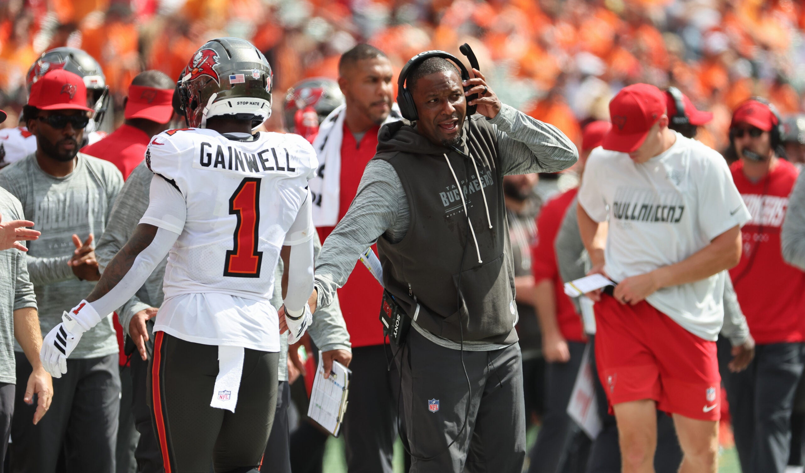2026-09-13T190346Z_996004238_MT1USATODAY29812425_RTRMADP_3_NFL-TAMPA-BAY-BUCCANEERS-AT-CINCINNATI-BENGALS-scaled.jpg
