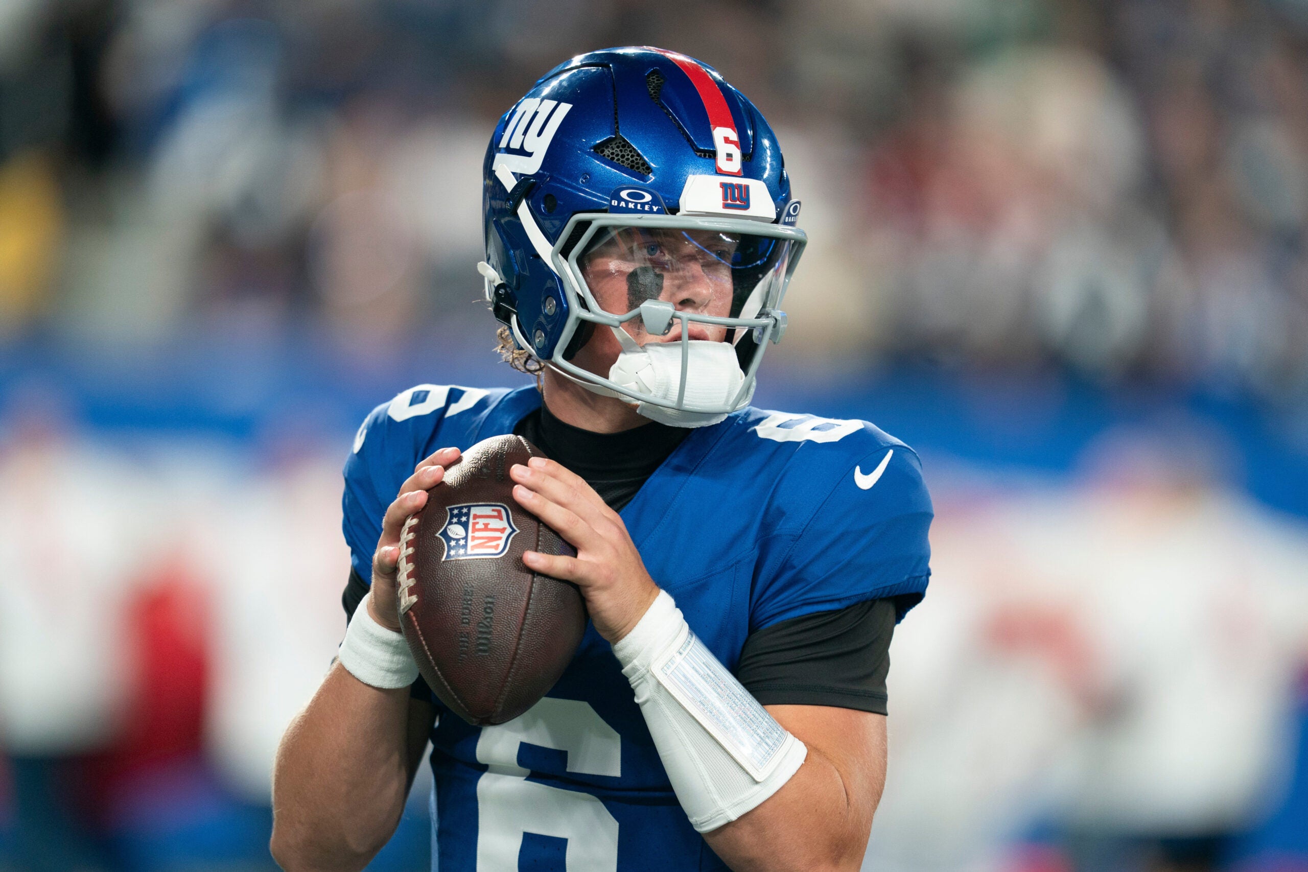 New York Giants quarterback Jaxson Dart (6) practices his throws during a week one opening game between the New York Giants and Dallas Cowboys at Metlife Stadium on Sunday, Sept. 13, 2026, in East Rutherford, NJ.