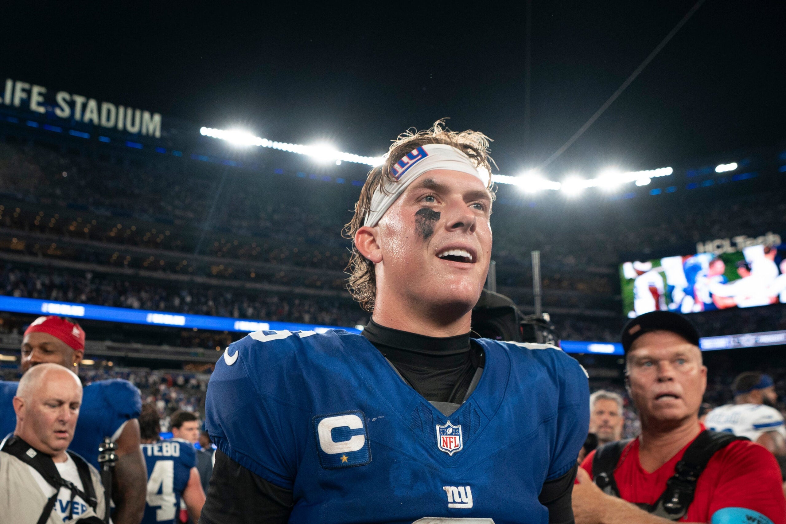 New York Giants quarterback Jaxson Dart (6) walks off the field following a 28-20 victory during a week one opening game between the New York Giants and Dallas Cowboys at Metlife Stadium on Sunday, Sept. 13, 2026, in East Rutherford, NJ.