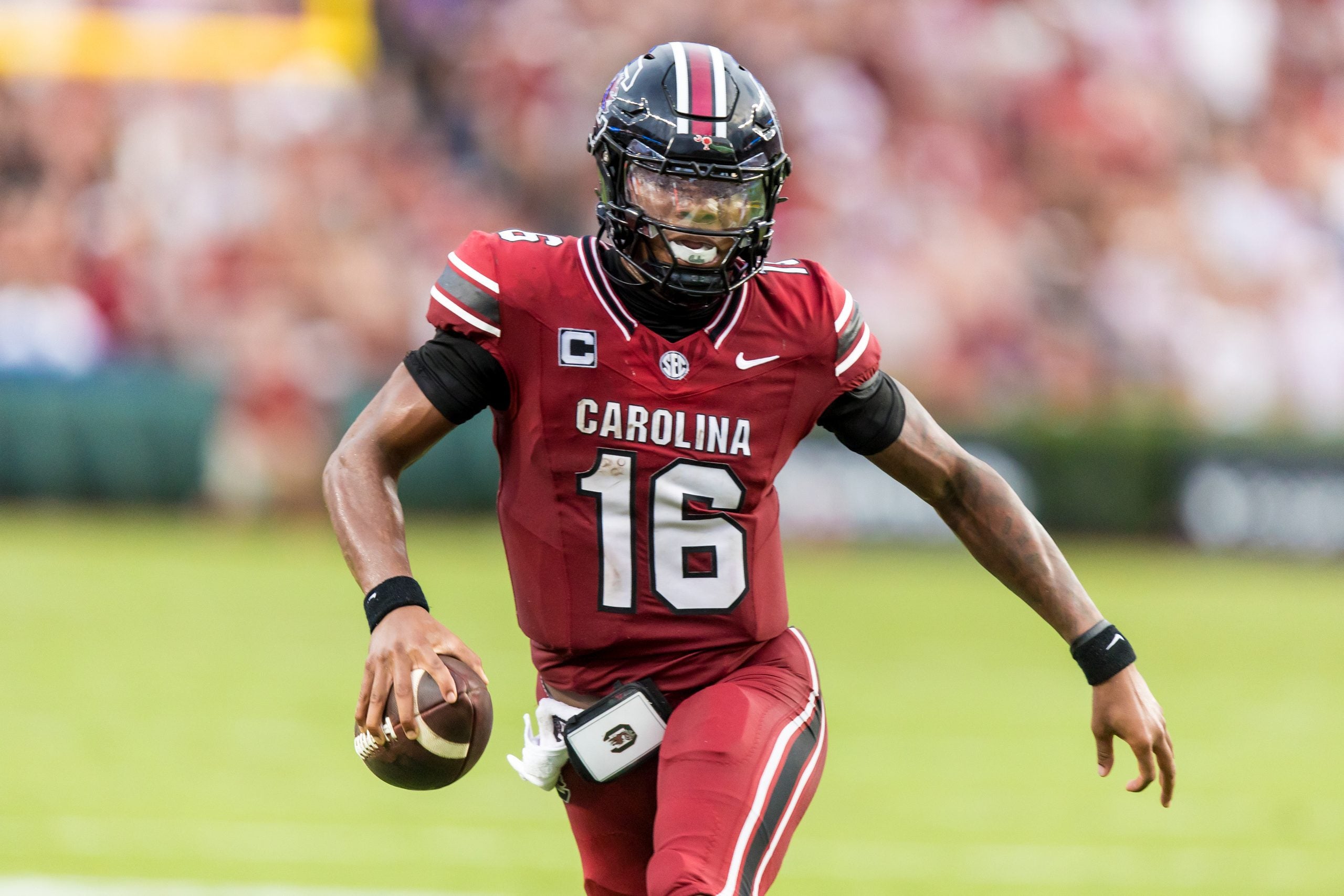 Sep 19, 2026; Columbia, South Carolina, USA; South Carolina Gamecocks quarterback LaNorris Sellers (16) scrambles against the Mississippi State Bulldogs in the second quarter at Williams-Brice Stadium.