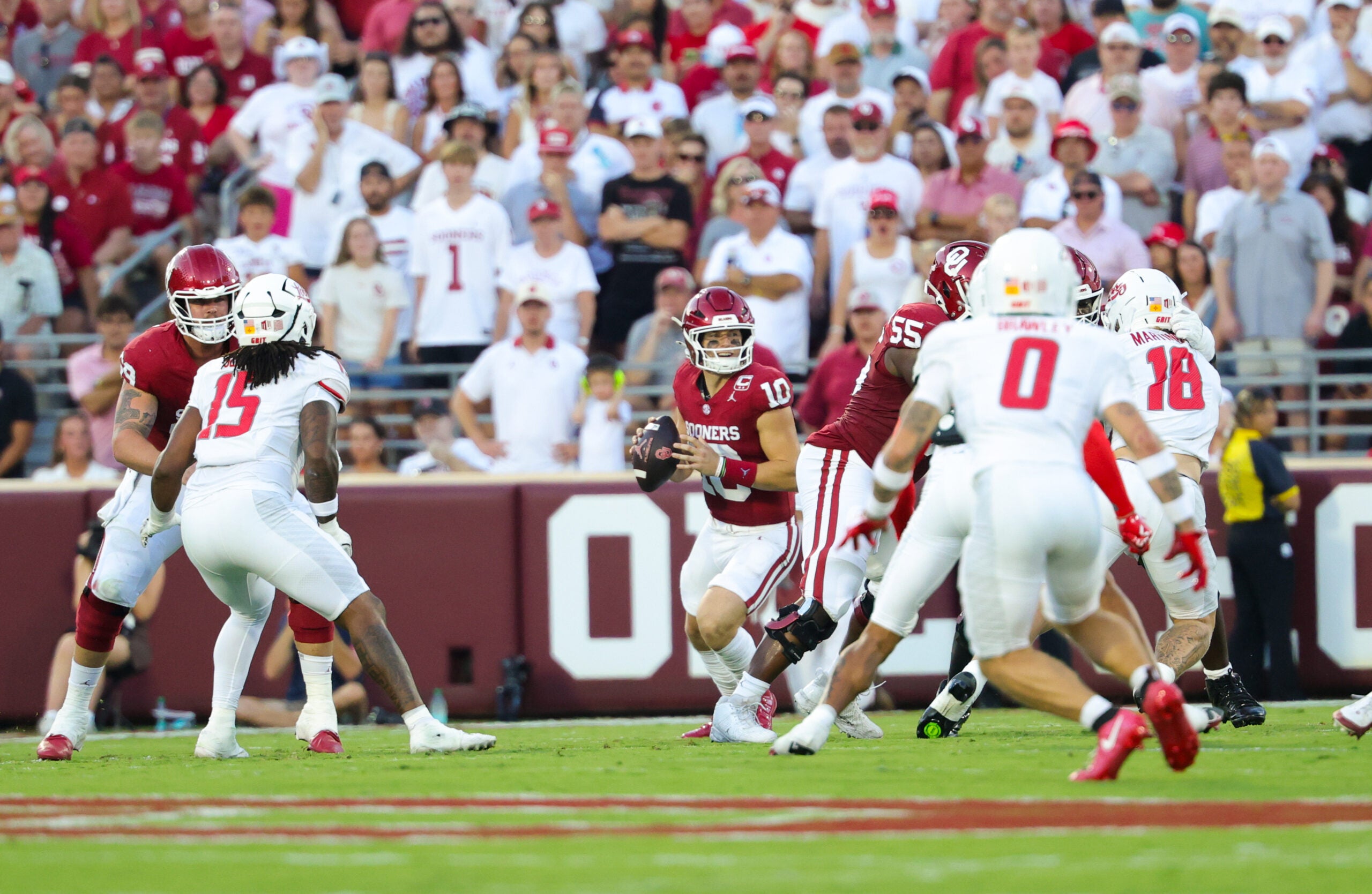 Oklahoma Sooners quarterback John Mateer vs. New Mexico