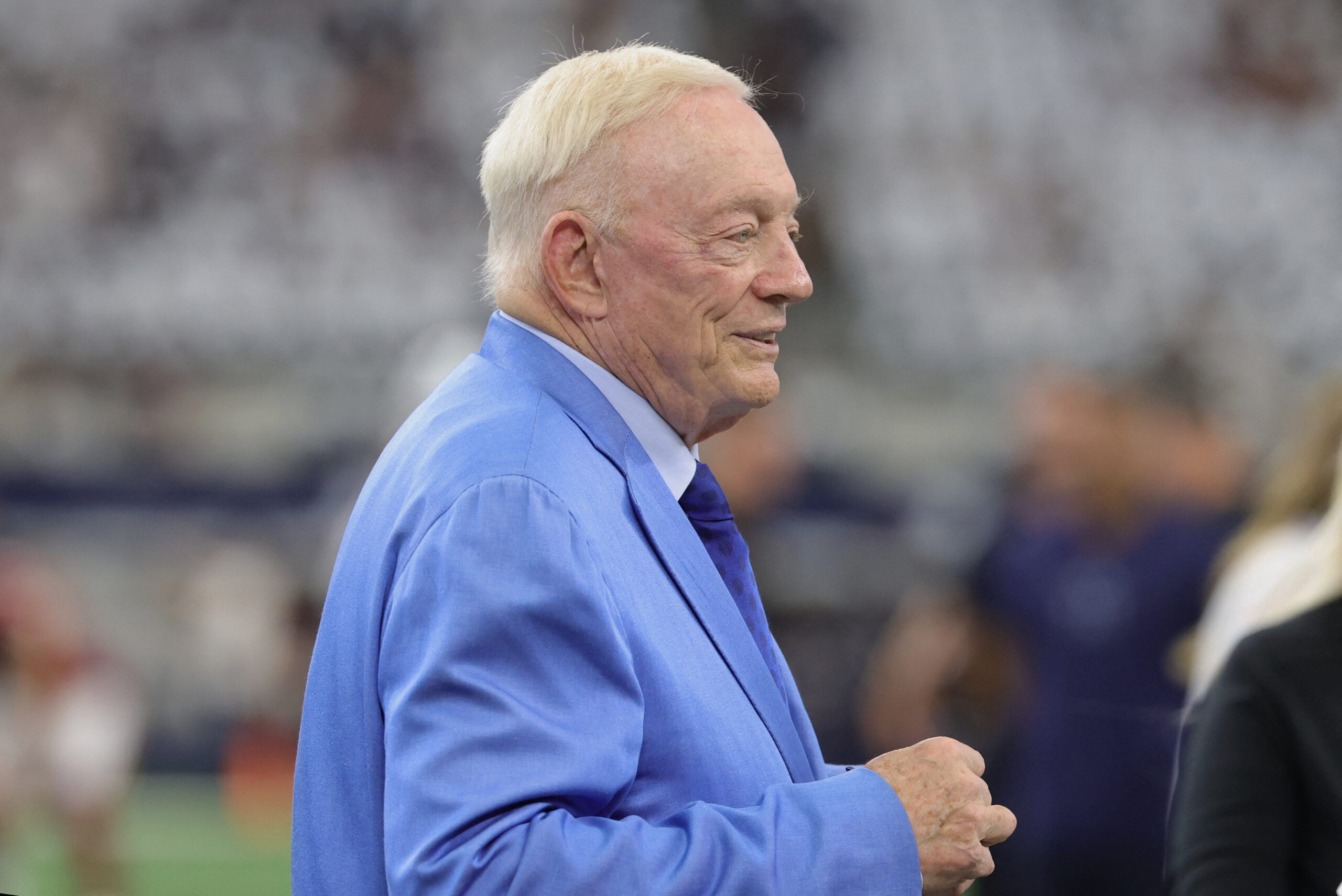 2026-09-20T201034Z_1619984361_MT1USATODAY29874244_RTRMADP_3_NFL-WASHINGTON-COMMANDERS-AT-DALLAS-COWBOYS-scaled.jpg