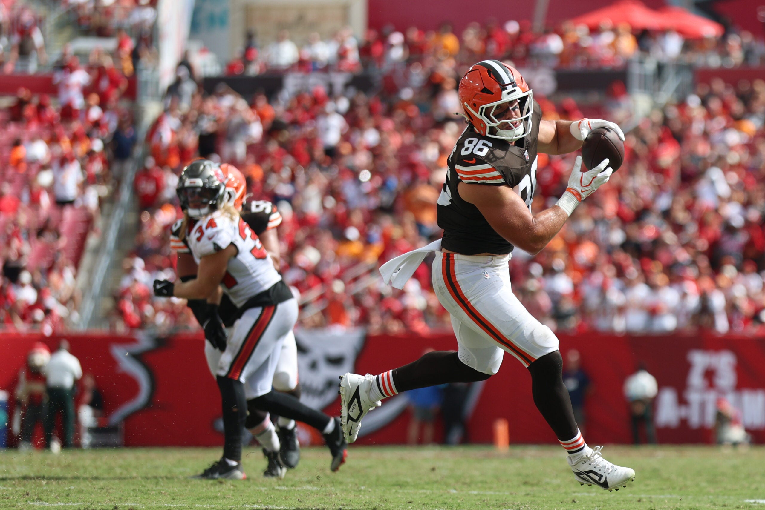 Alex Anzalone is a major part of the Buccaneers' issues through the first two games.