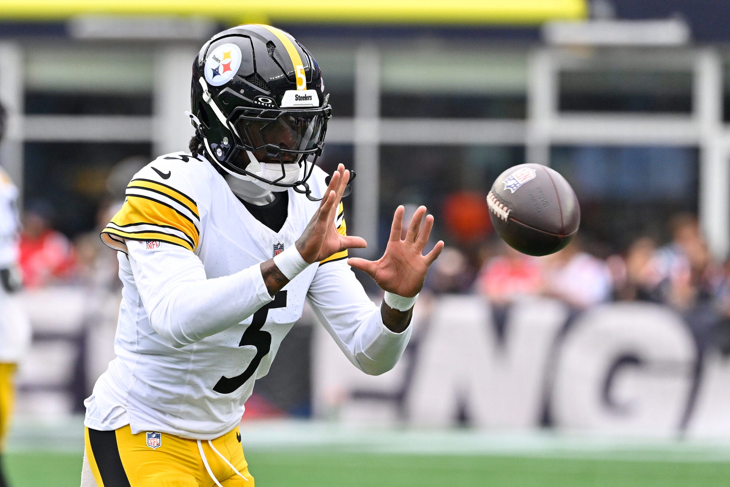 September 20, 2026; Foxborough, Massachusetts, USA; Pittsburgh Steelers cornerback Jalen Ramsey (5) warms up before a game against the New England Patriots at Gillette Stadium.