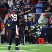 Seattle Seahawks are working out free agent running back Joe Mixon.