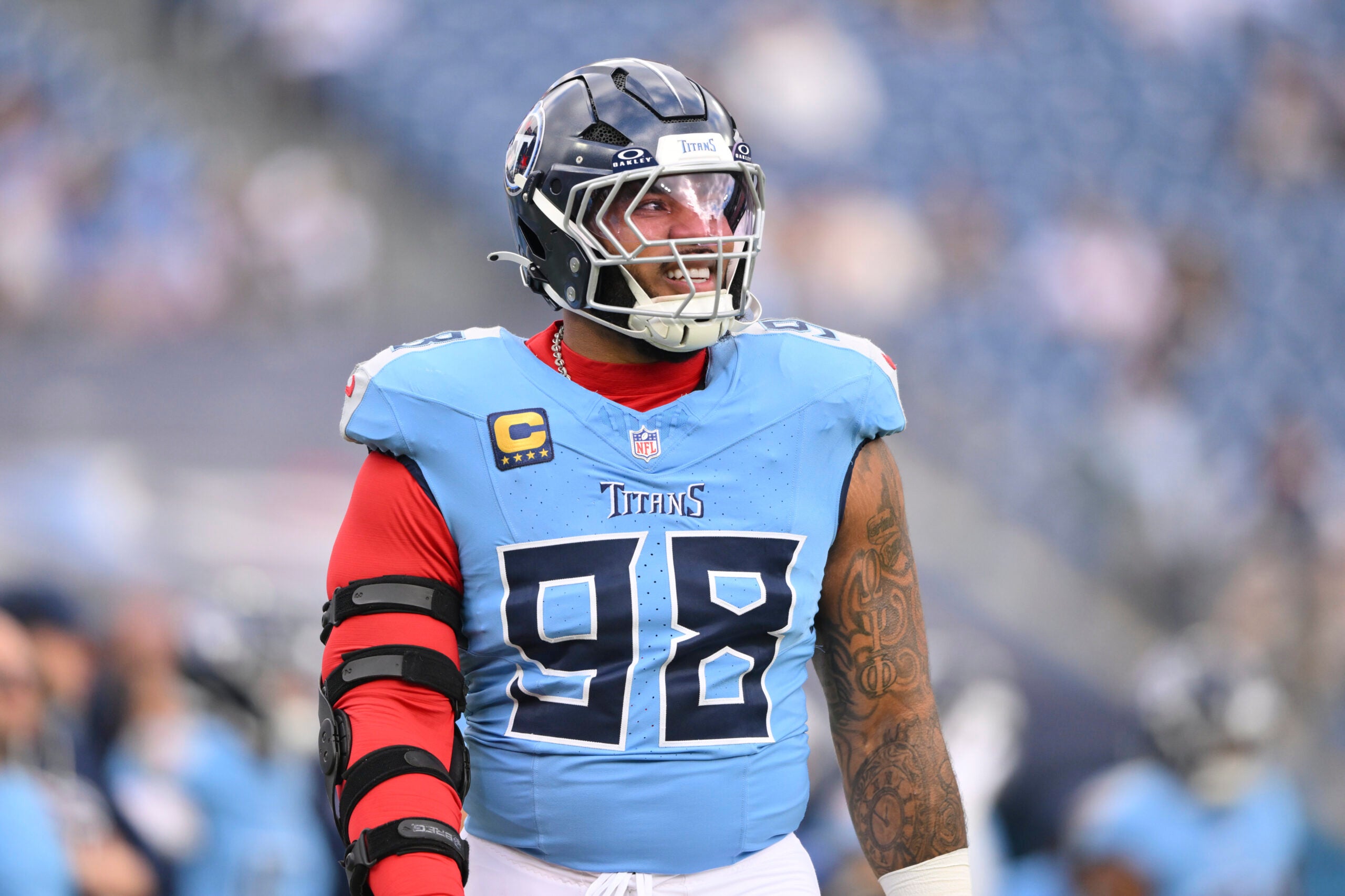 Dec 28, 2025; East Rutherford, New Jersey, USA; Tennessee Titans defensive tackle Jeffery Simmons (98) warms up prior to the game against the New Orleans Saints at MetLife Stadium.