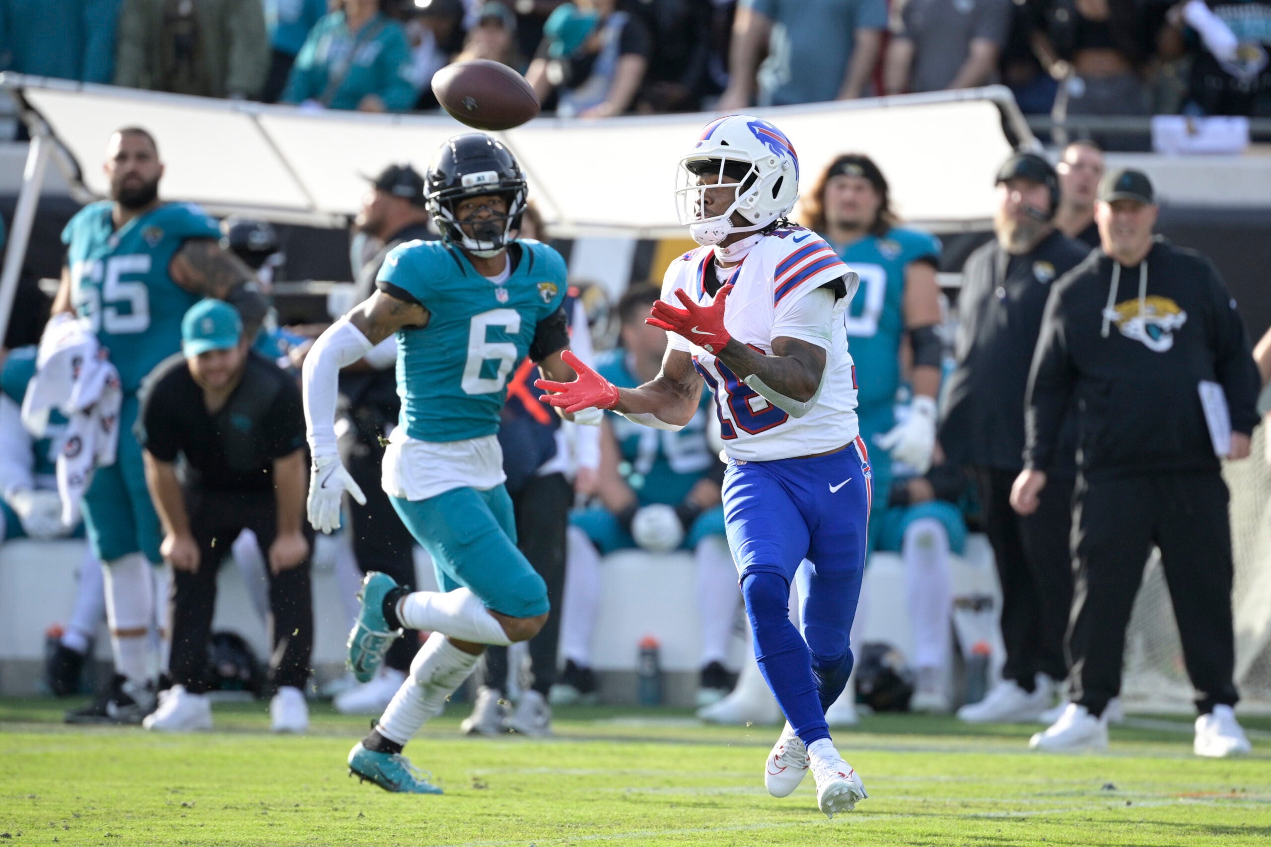 San Francisco 49ers elevate veteran wide receiver Brandin Cooks ahead of Week 4 vs Broncos.
