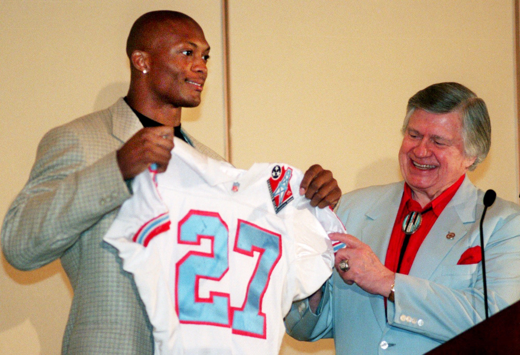 Tennessee Titans ownership Bud Adams Amy Adams Strunk Pablo Torre Finds Out Cherokee Nation