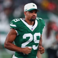 New York Jets safety Minkah Fitzpatrick gets the Jets their first interception in over 600 days.