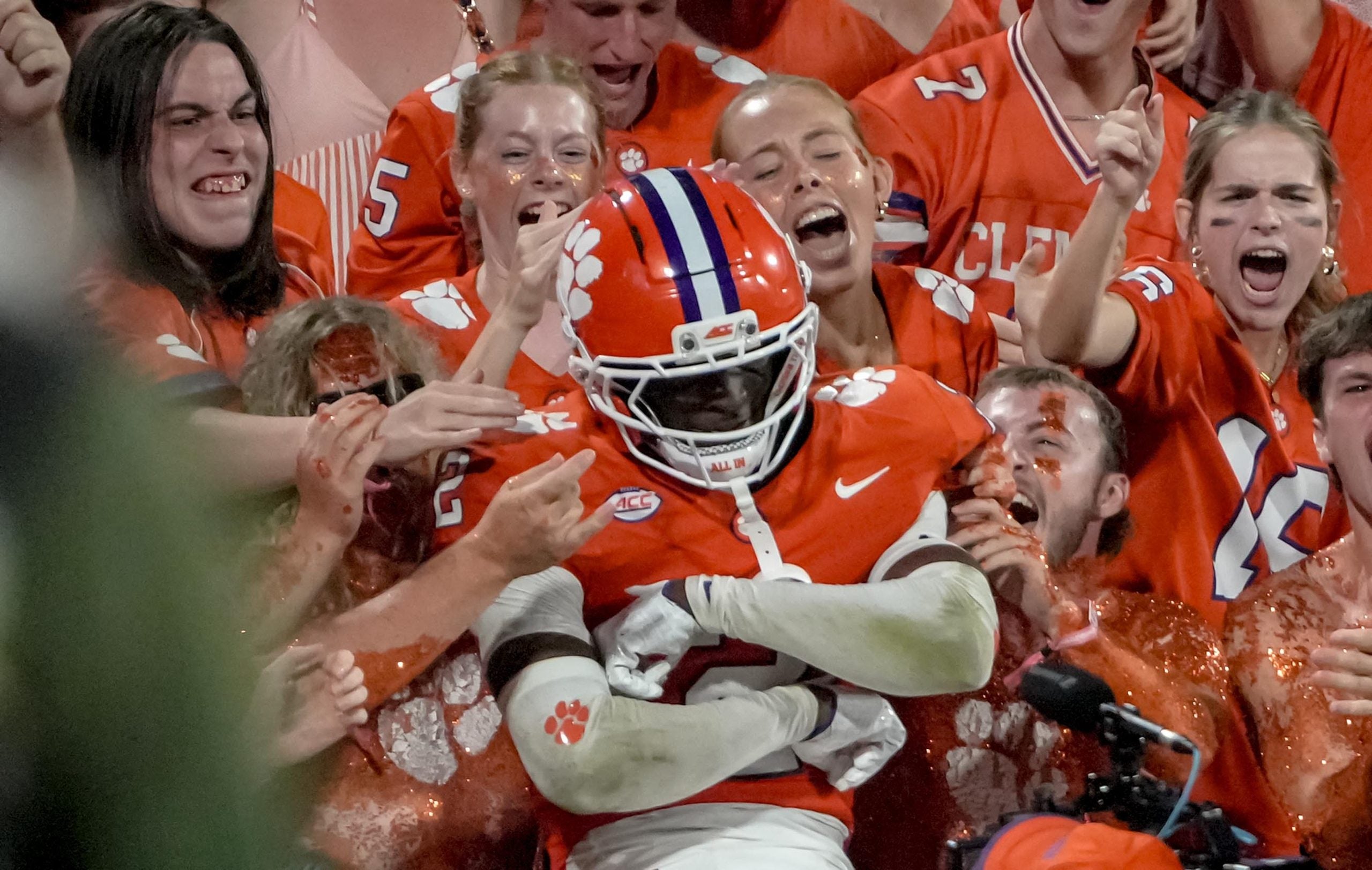 New York Jets finally land their franchise QB, his new best friend, and remake the defense in 7-round 2027 NFL mock draft