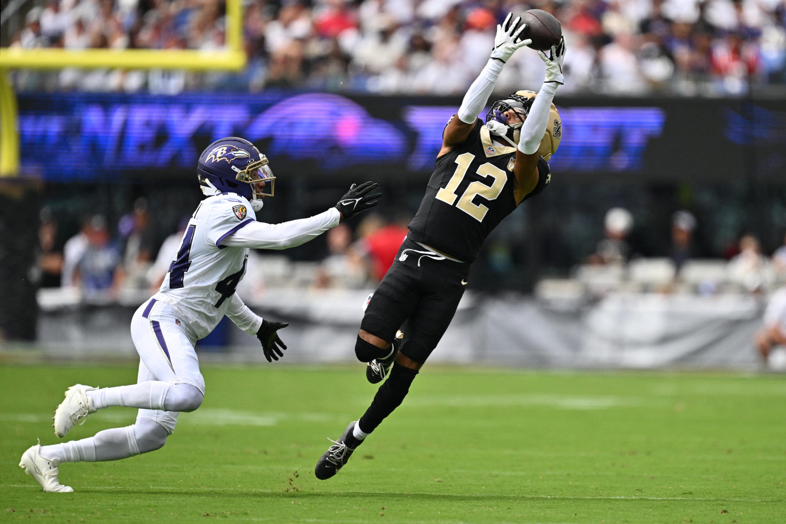 Chris Olave and Alvin Kamara will play for the Saints against the Giants in Week 6.