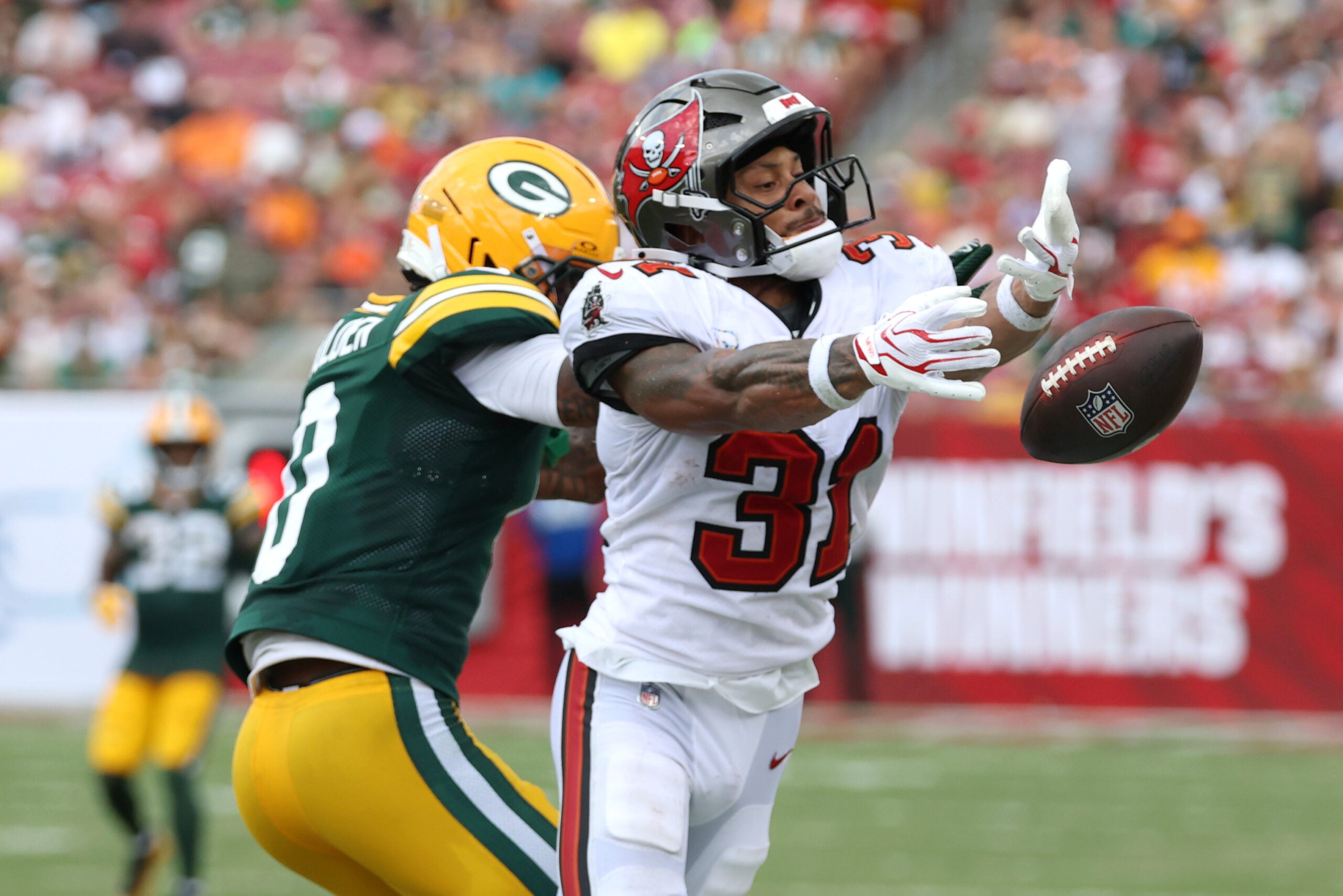 Antoine Winfield Jr. suffered a rib injury that will keep him out for a few weeks.