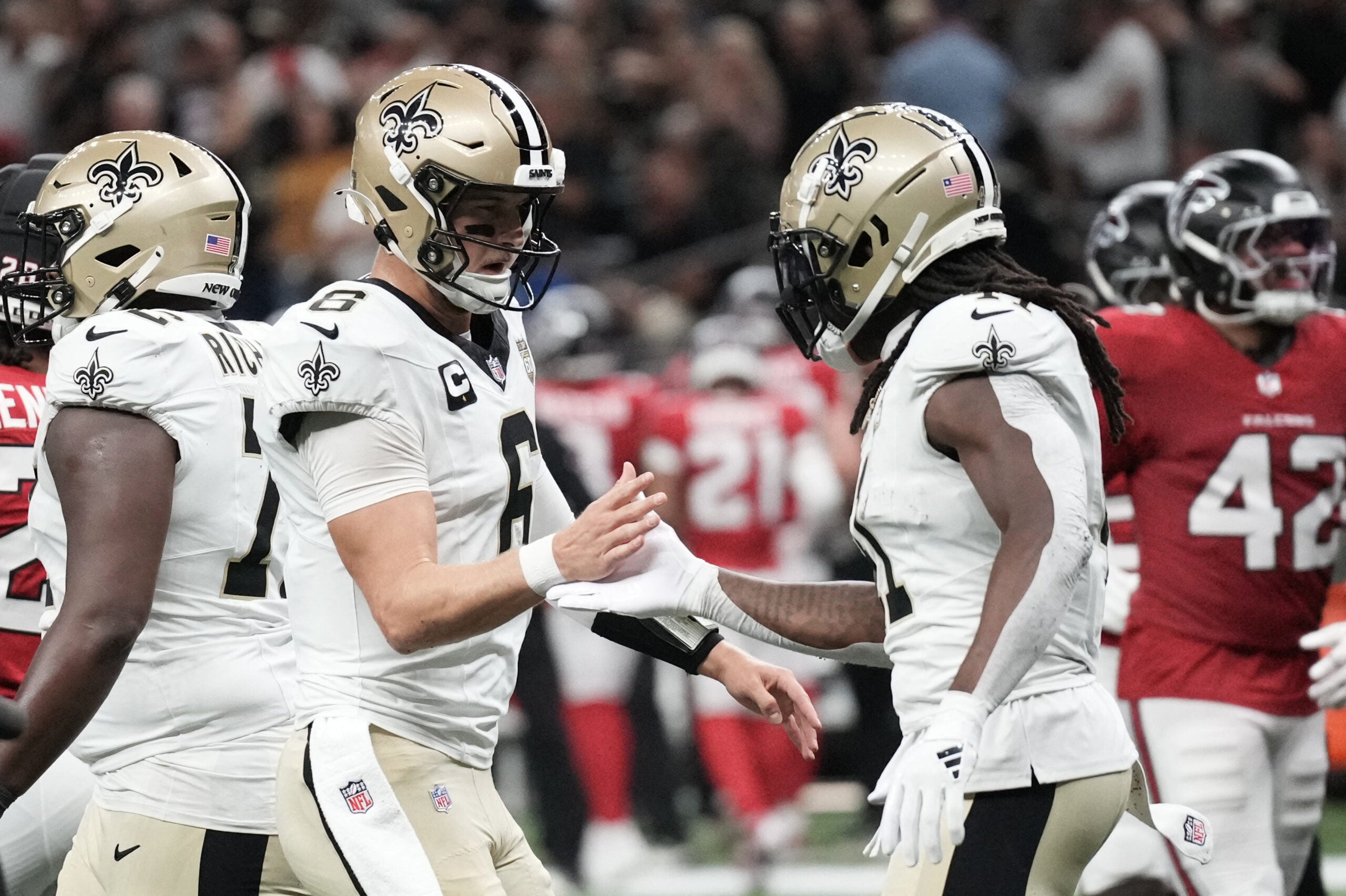 The Saints are expected to have Alvin Kamara on the field against the Vikings in Week 5.