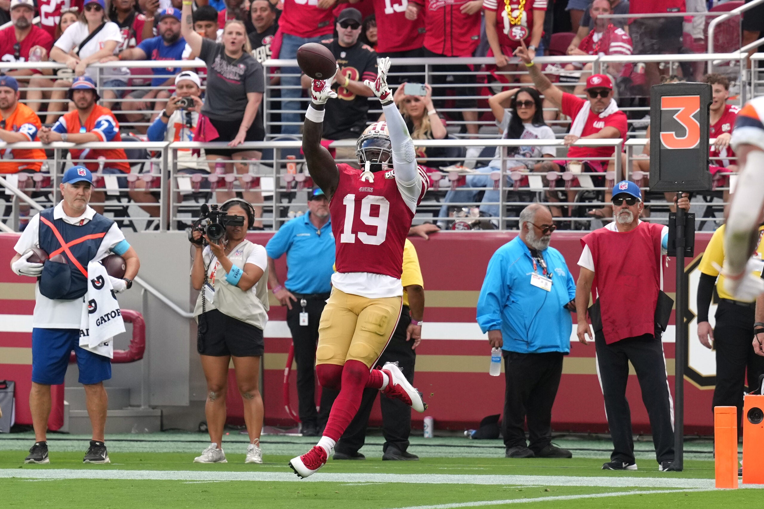 49ers wide receivers Deebo Samuel and Christian Kirk are set to return from injury soon.