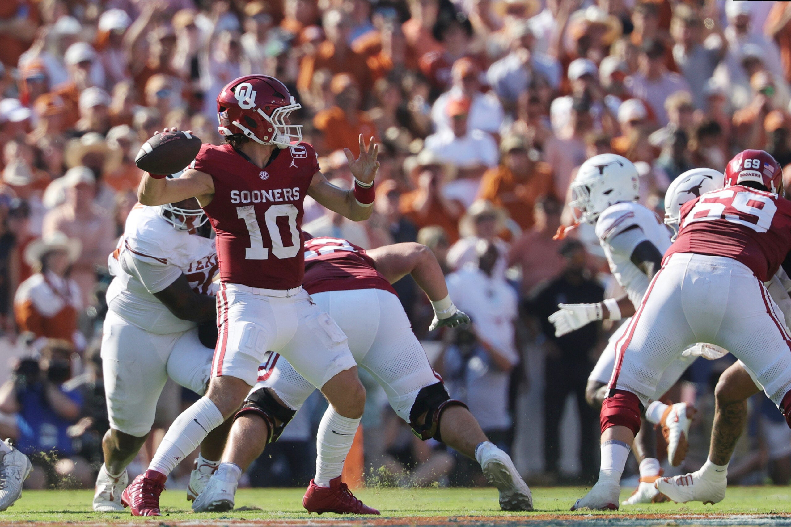 Oklahoma Sooners quarterback John Mateer vs. Texas Longhorns