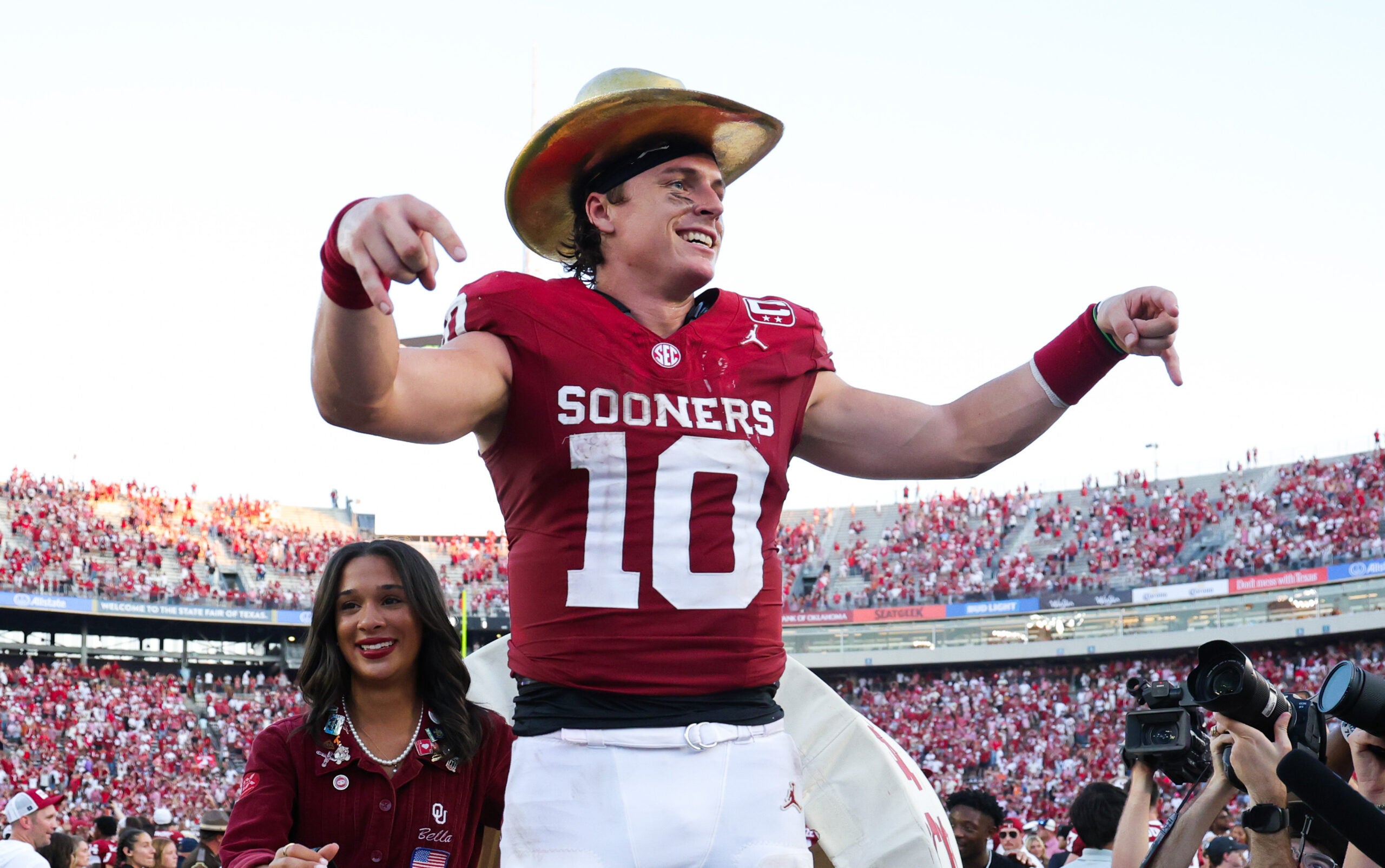 Oklahoma Sooners quarterback John Mateer Texas Longhorns