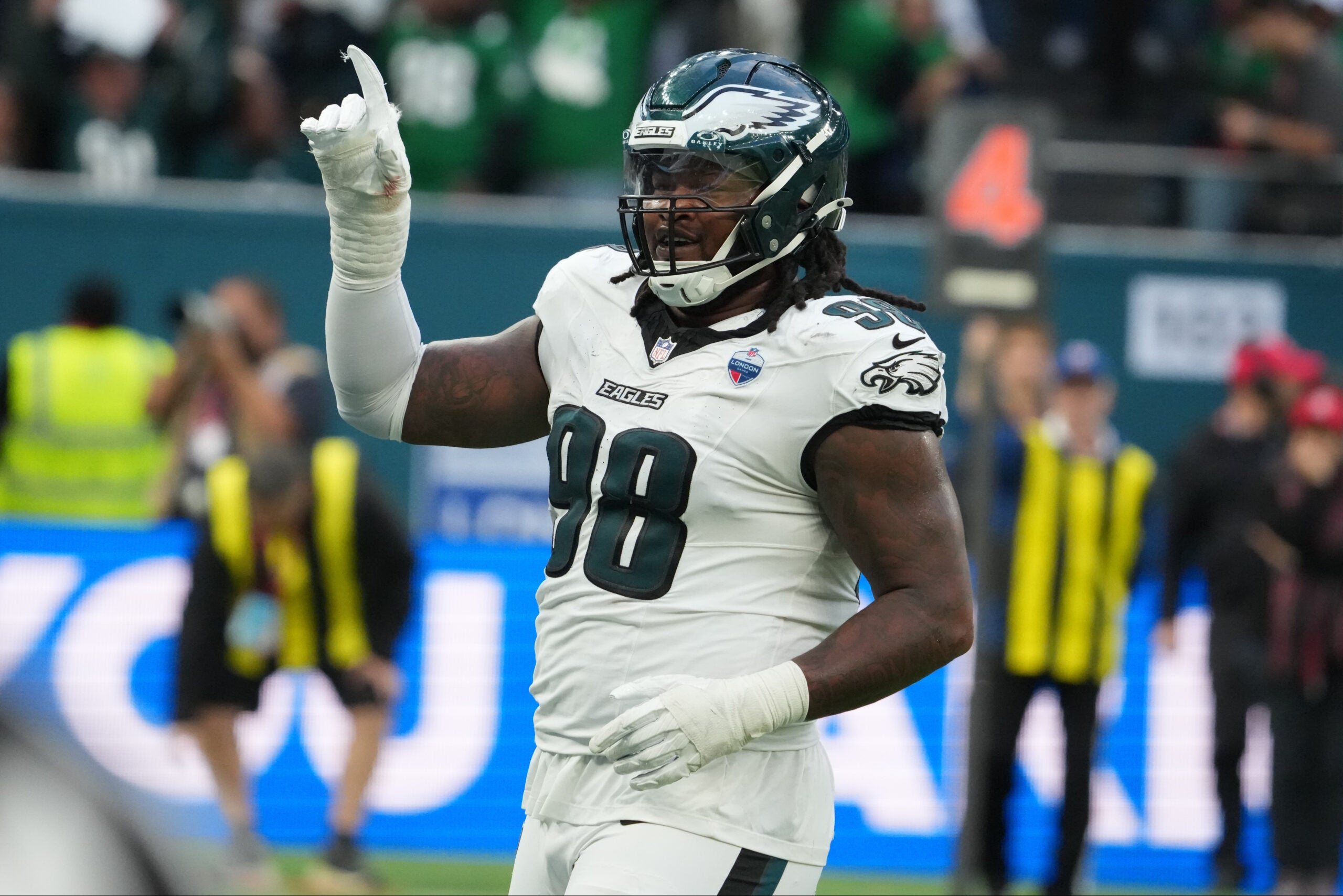 Oct 11, 2026; Tottenham, ENG; Philadelphia Eagles defensive tackle Jalen Carter (98) reacts during the second half against the Jacksonville Jaguars at Tottenham Hotspur Stadium.